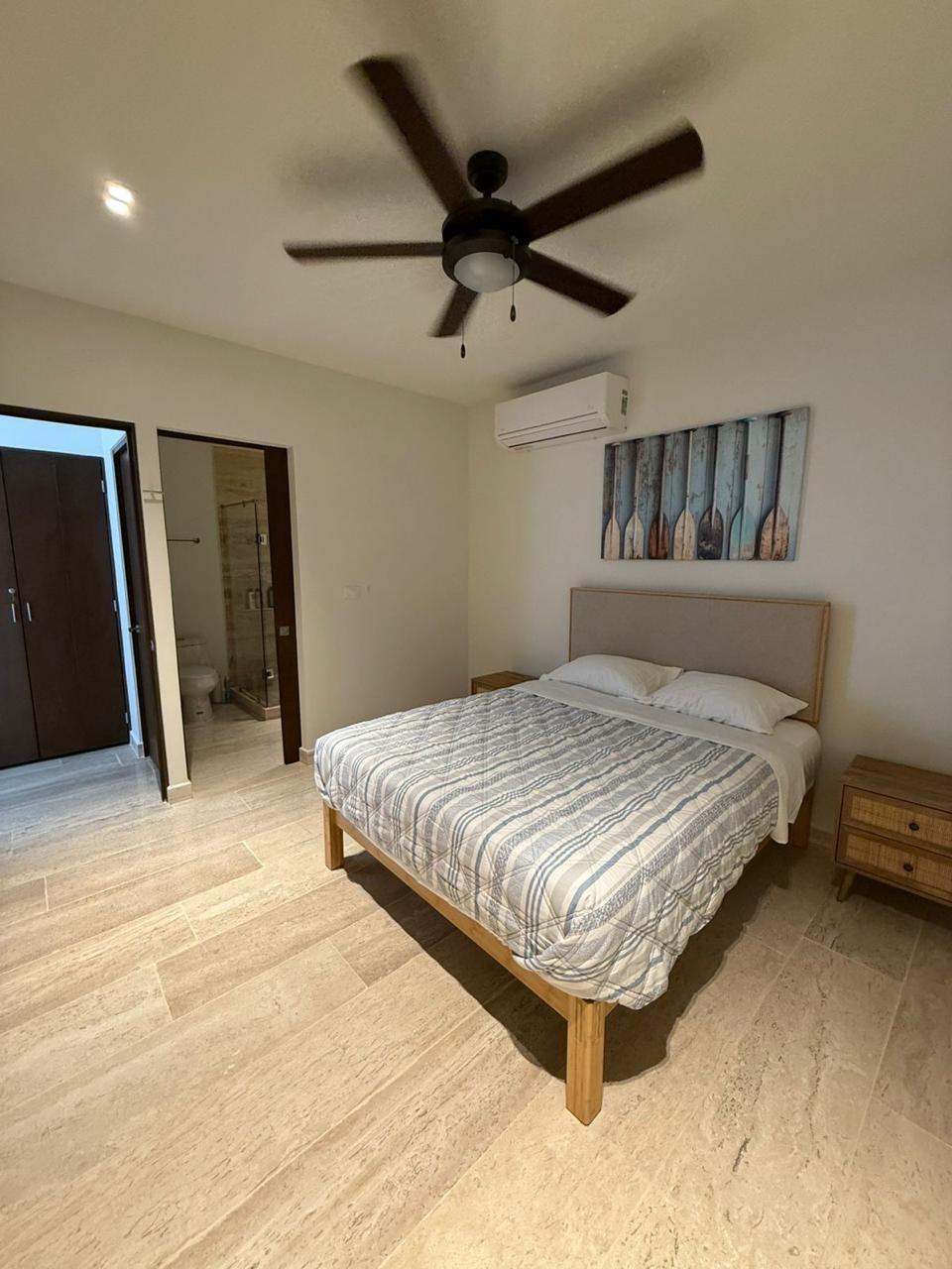 89 Calle 17 # 501 Unit: S 501