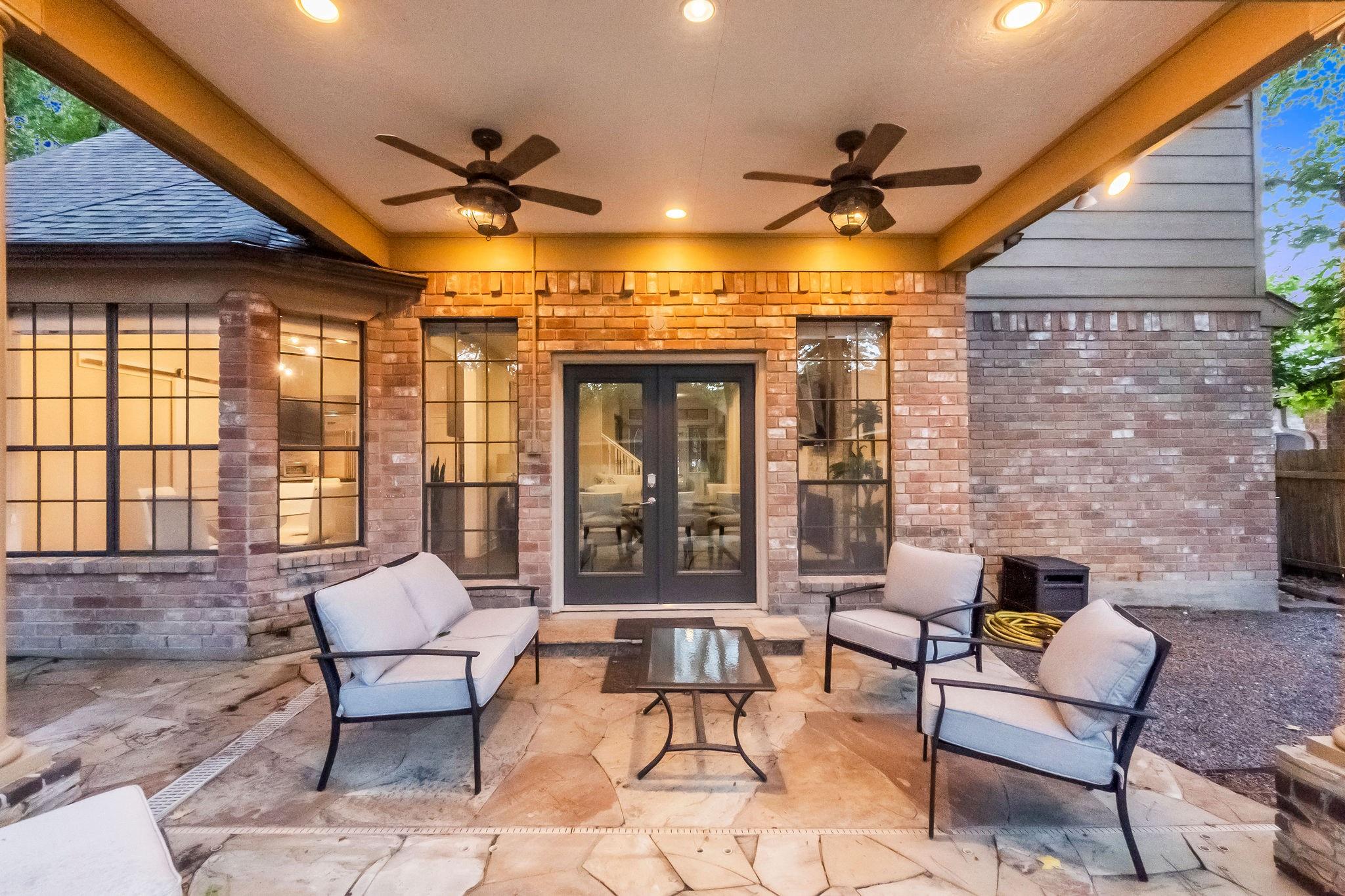 122 E Placid Hill Circle
