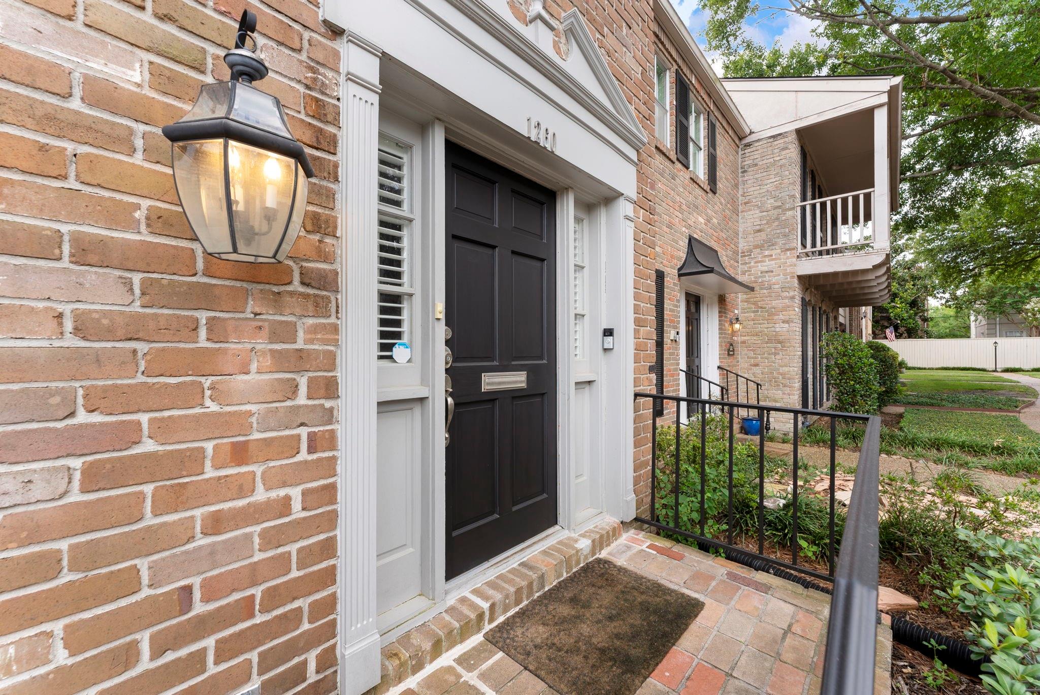 1260 Fountain View Drive # 171