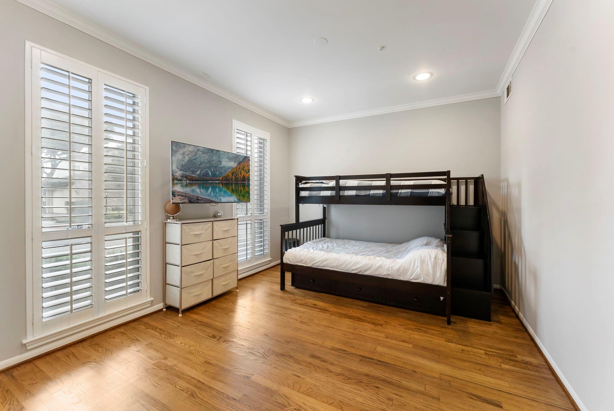 1260 Fountain View Drive # 171