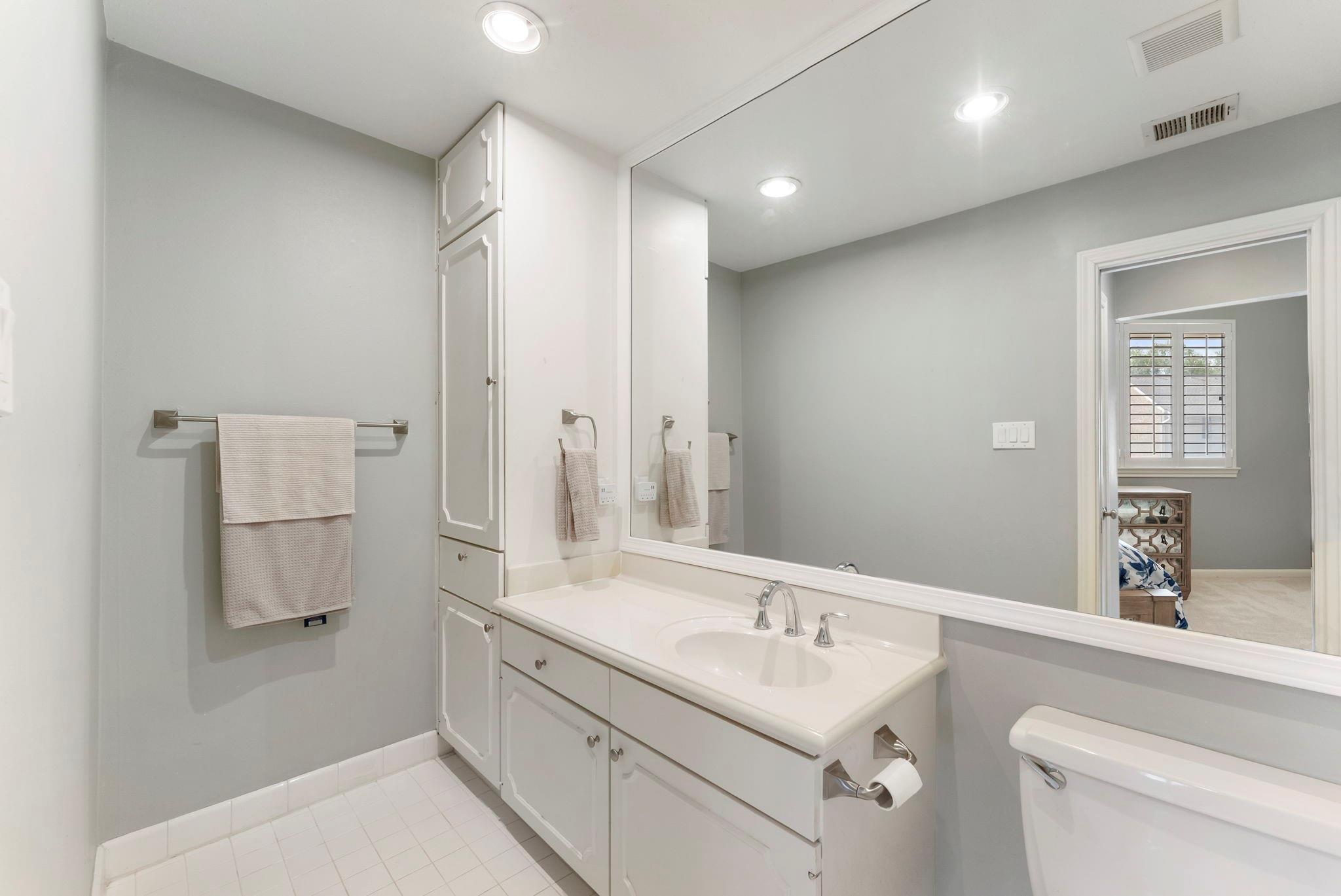 1260 Fountain View Drive # 171