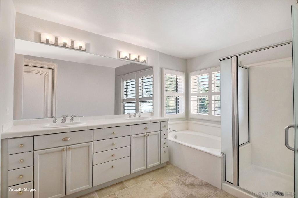 3186 West Canyon Avenue