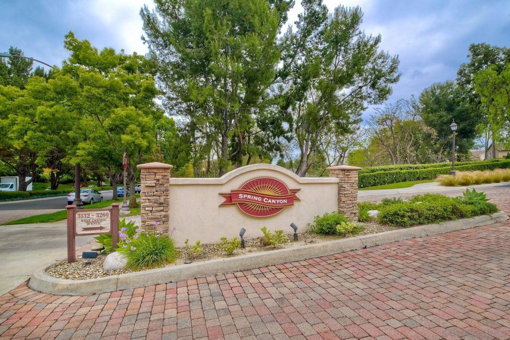 3186 West Canyon Avenue