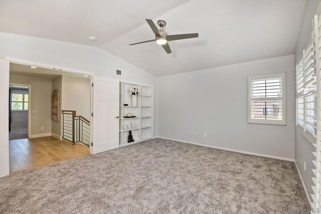 3186 West Canyon Avenue