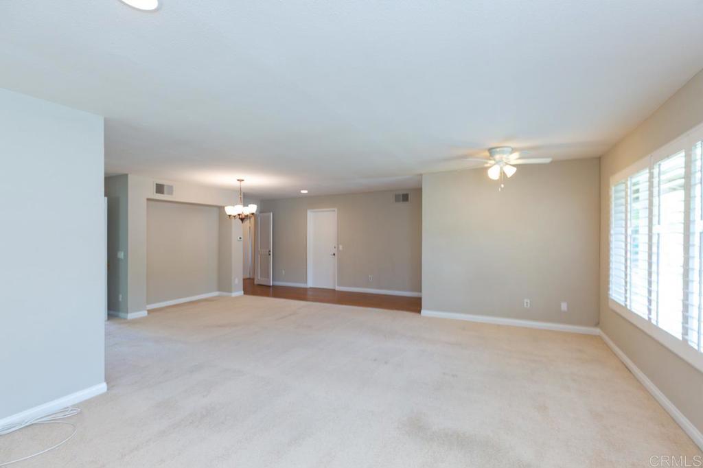 17550 Plaza Karena