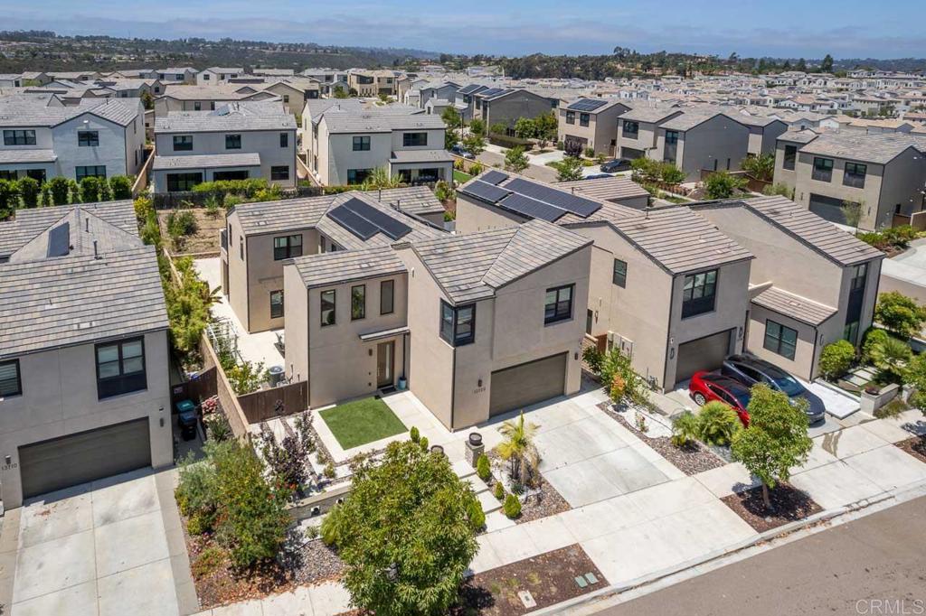 13720 Solana Crest Trl