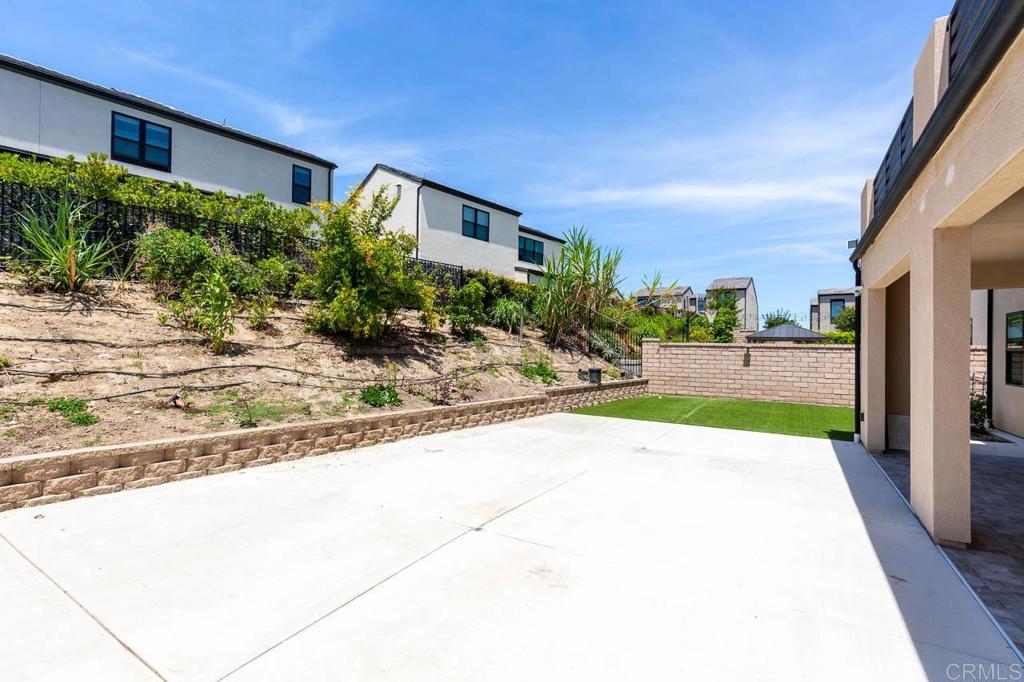 13720 Solana Crest Trl