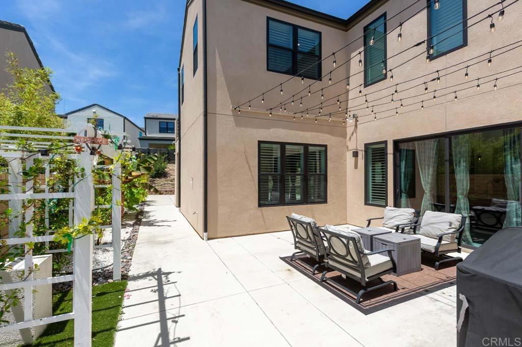 13720 Solana Crest Trl