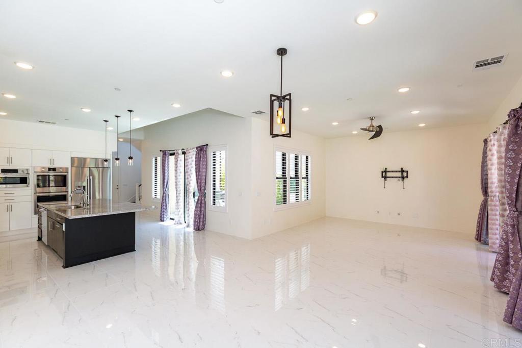 13720 Solana Crest Trl