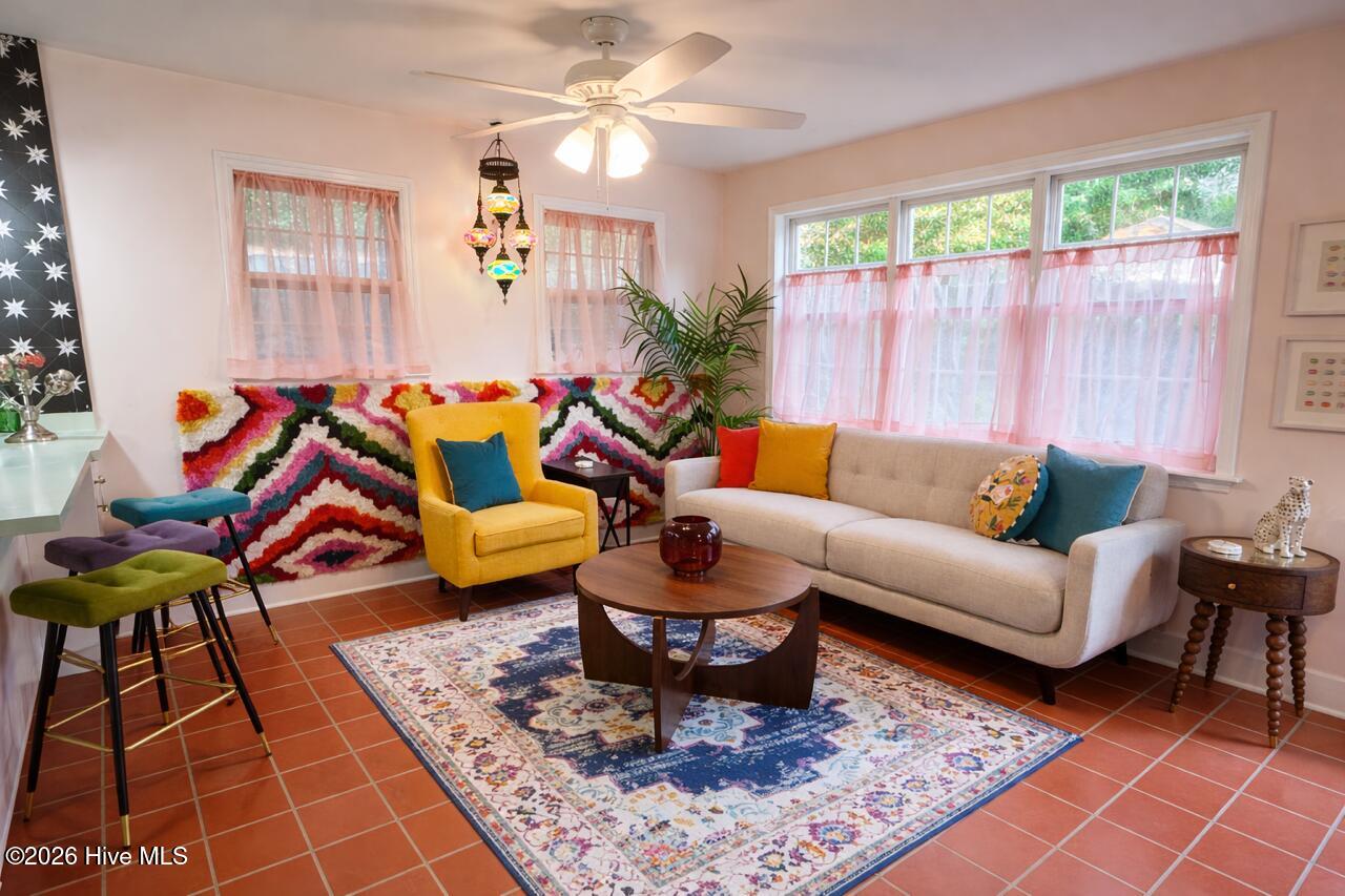 2844 Lombardy Court
