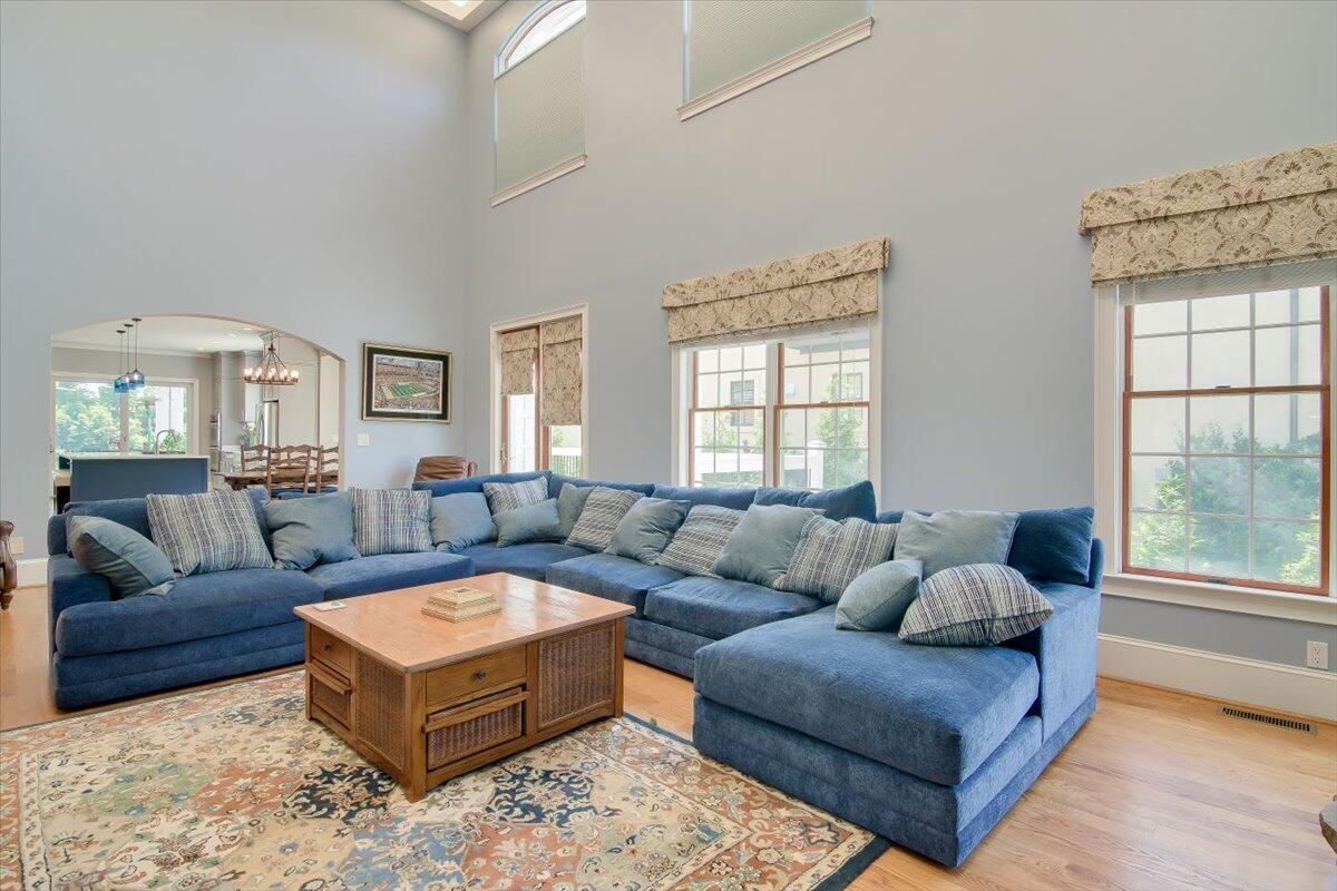 29 SAVANNAH RIVER Place