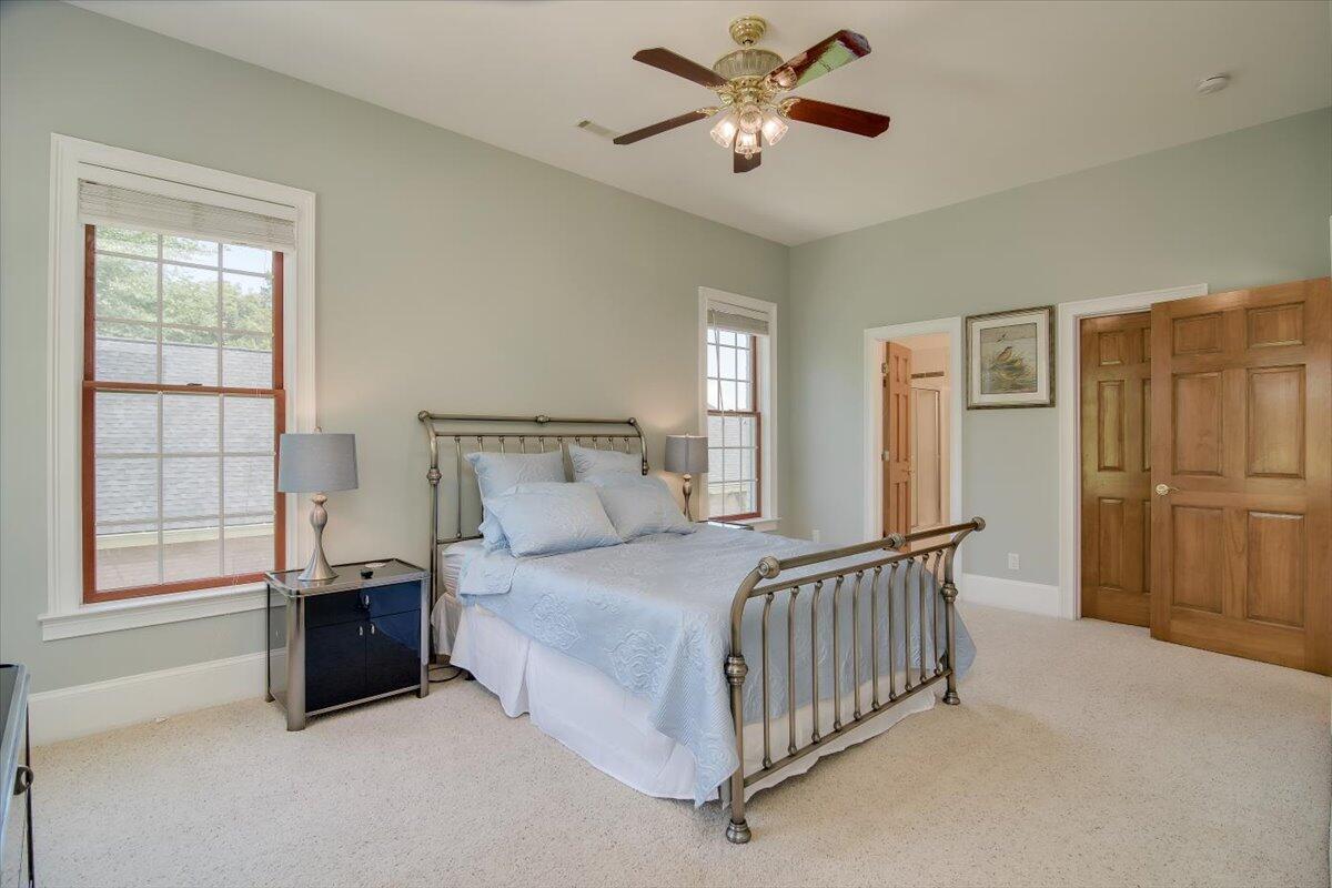 29 SAVANNAH RIVER Place