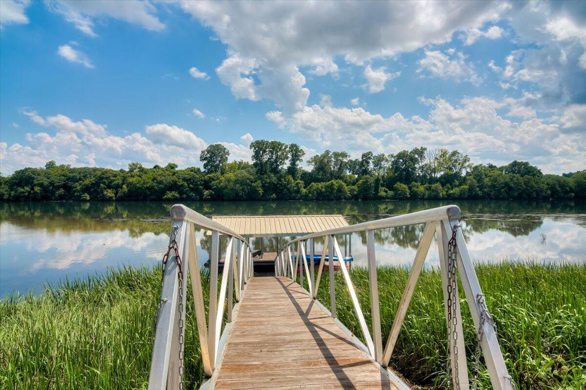 29 SAVANNAH RIVER Place