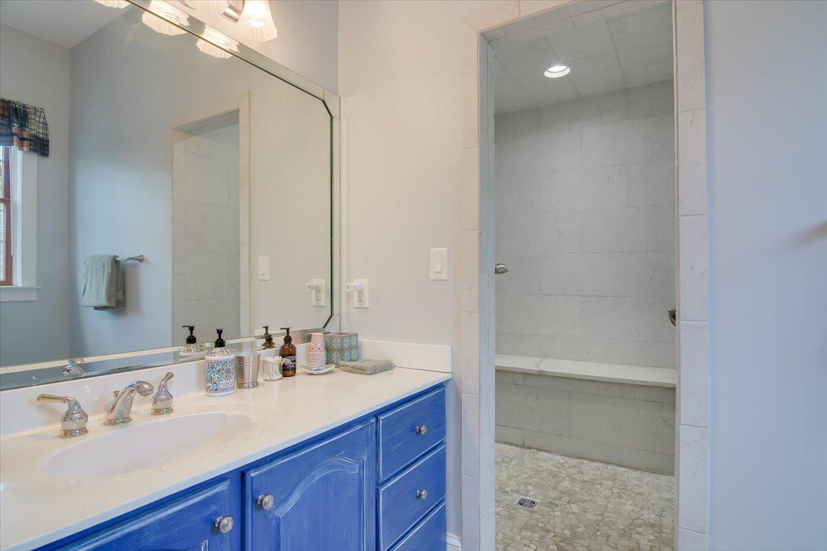 29 SAVANNAH RIVER Place