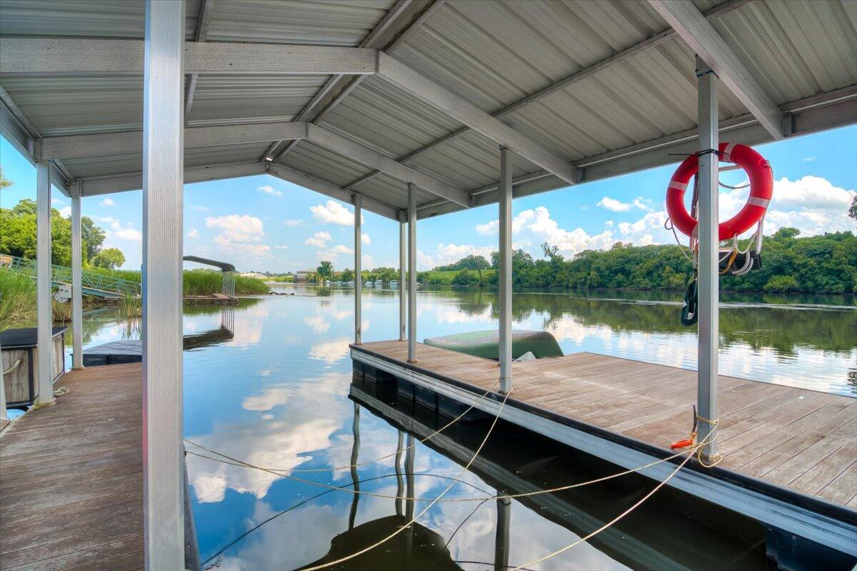 29 SAVANNAH RIVER Place