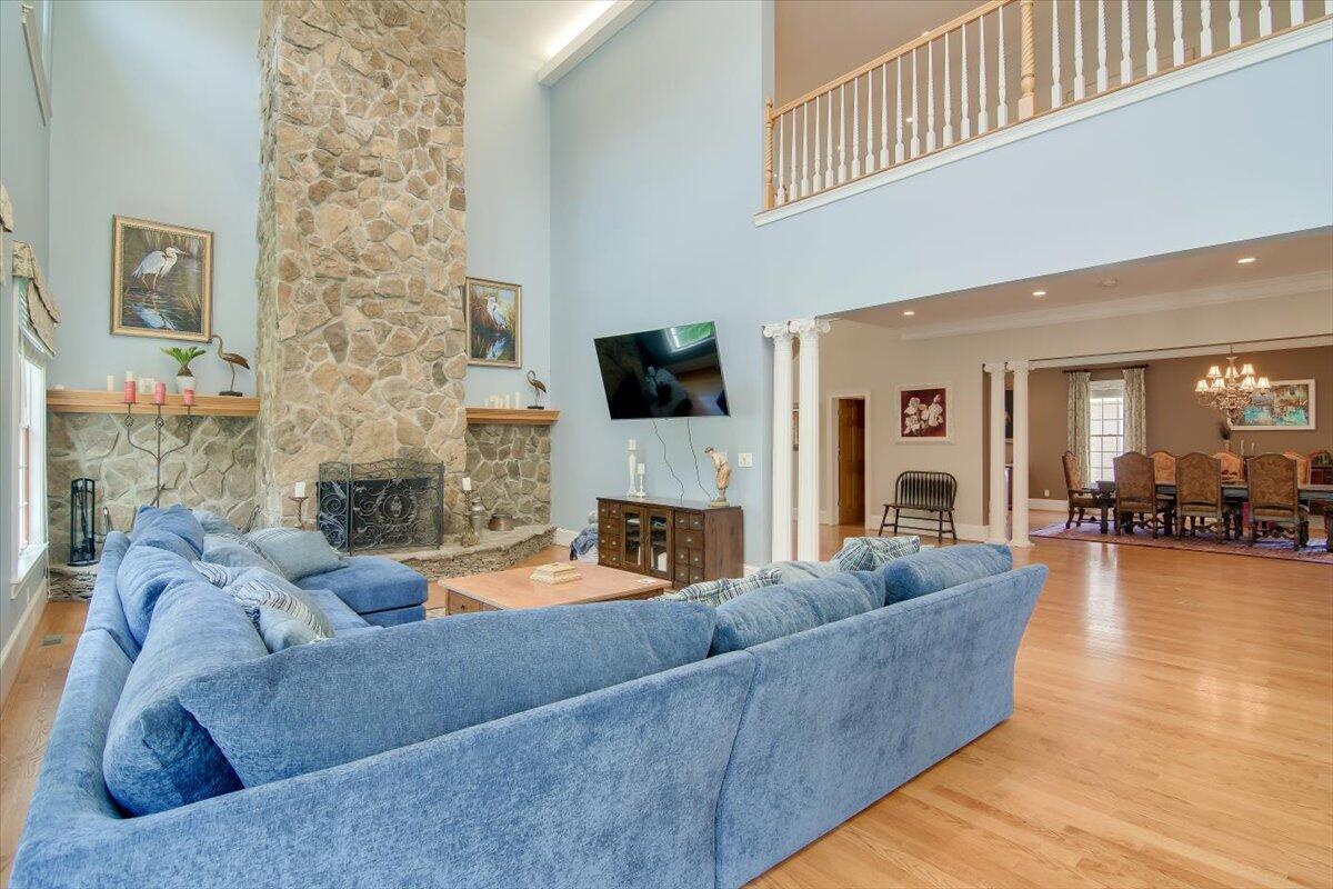 29 SAVANNAH RIVER Place