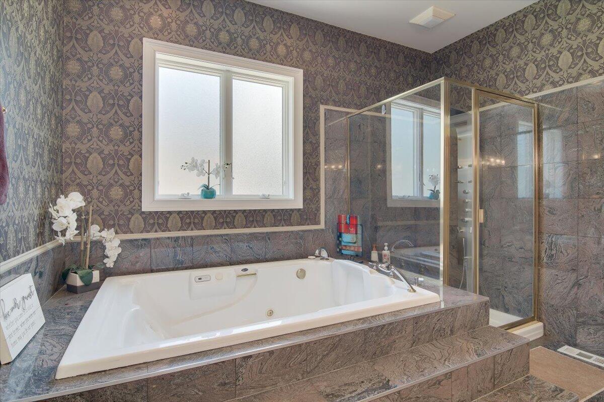 29 SAVANNAH RIVER Place