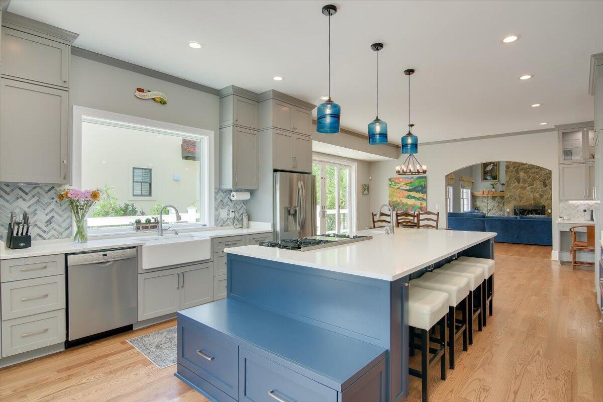 29 SAVANNAH RIVER Place