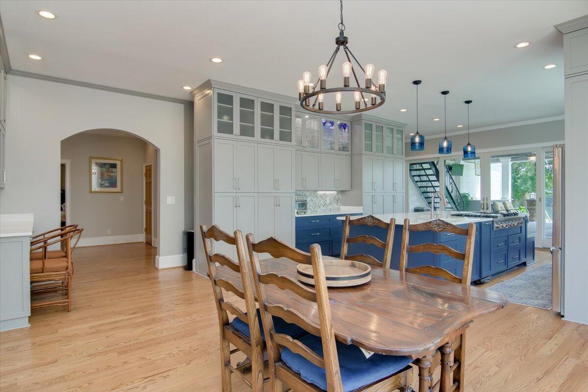 29 SAVANNAH RIVER Place