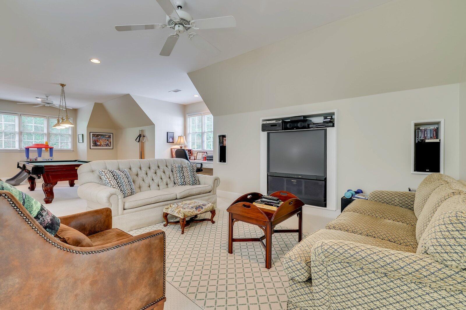 3518 LAKESTONE Court