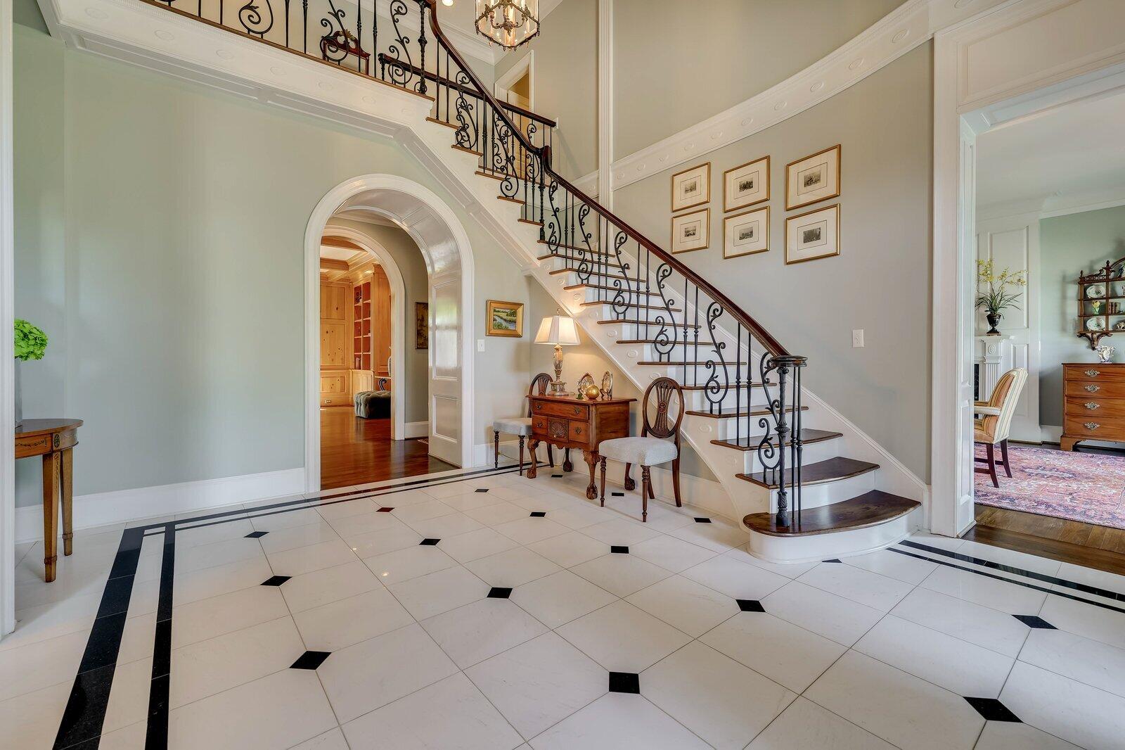 3518 LAKESTONE Court