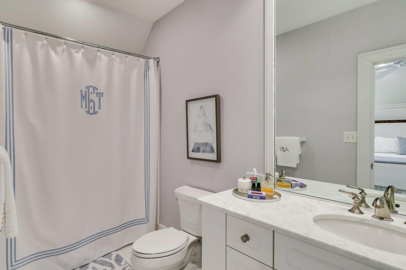 3518 LAKESTONE Court