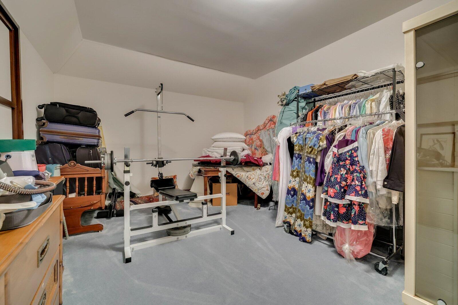 3518 LAKESTONE Court