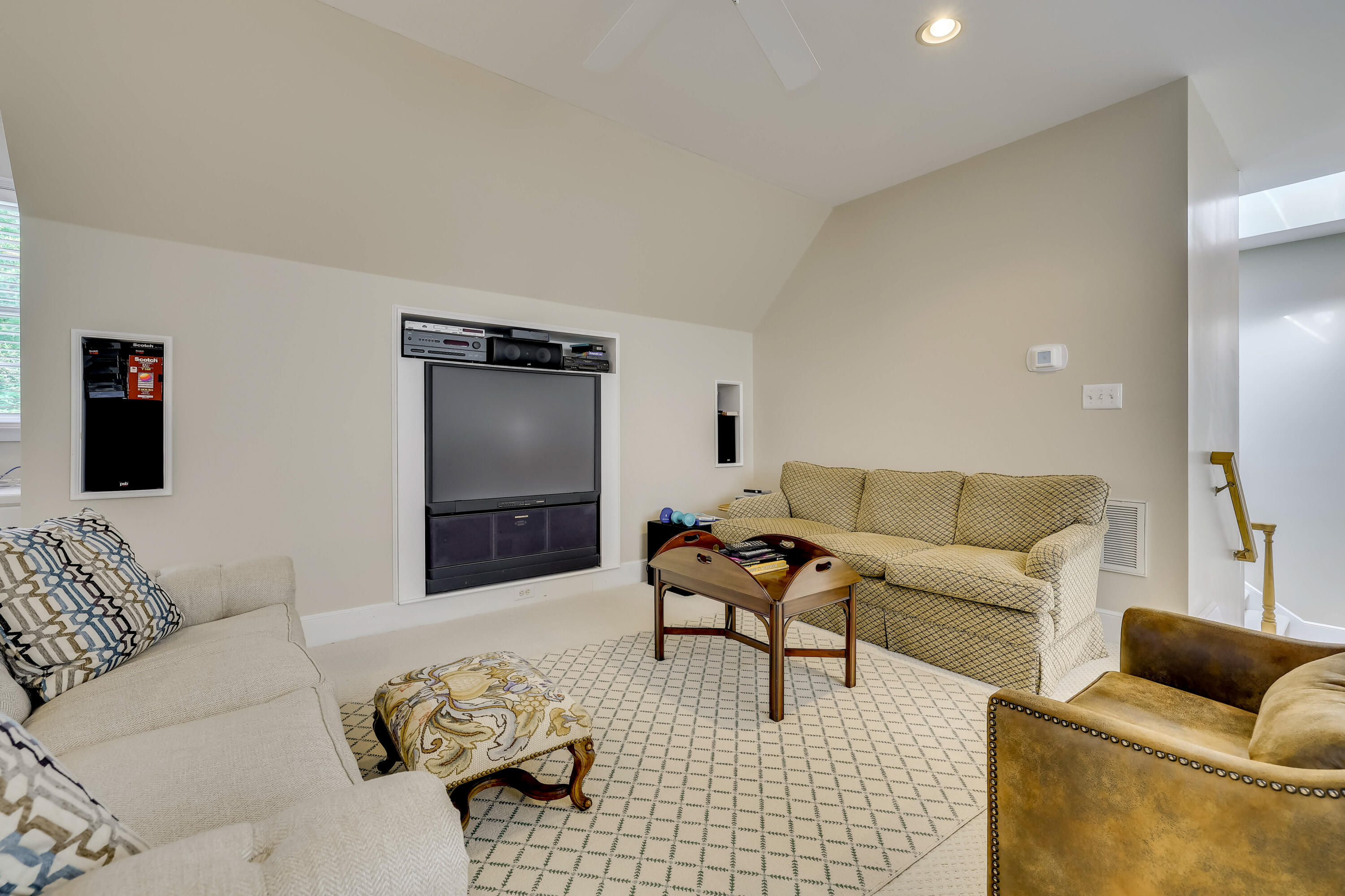 3518 LAKESTONE Court