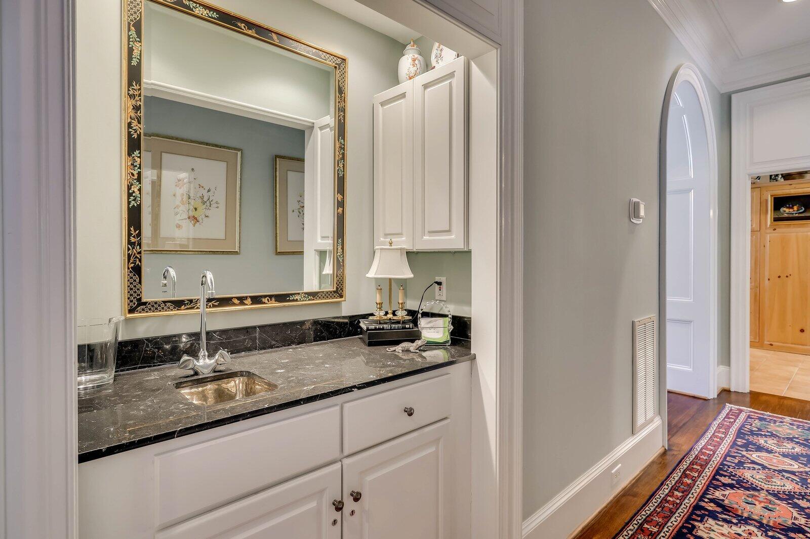 3518 LAKESTONE Court