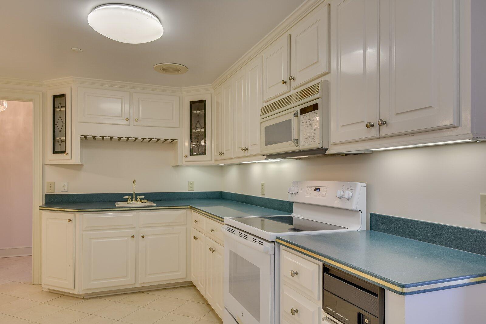 1 SEVENTH Street Unit: 1603