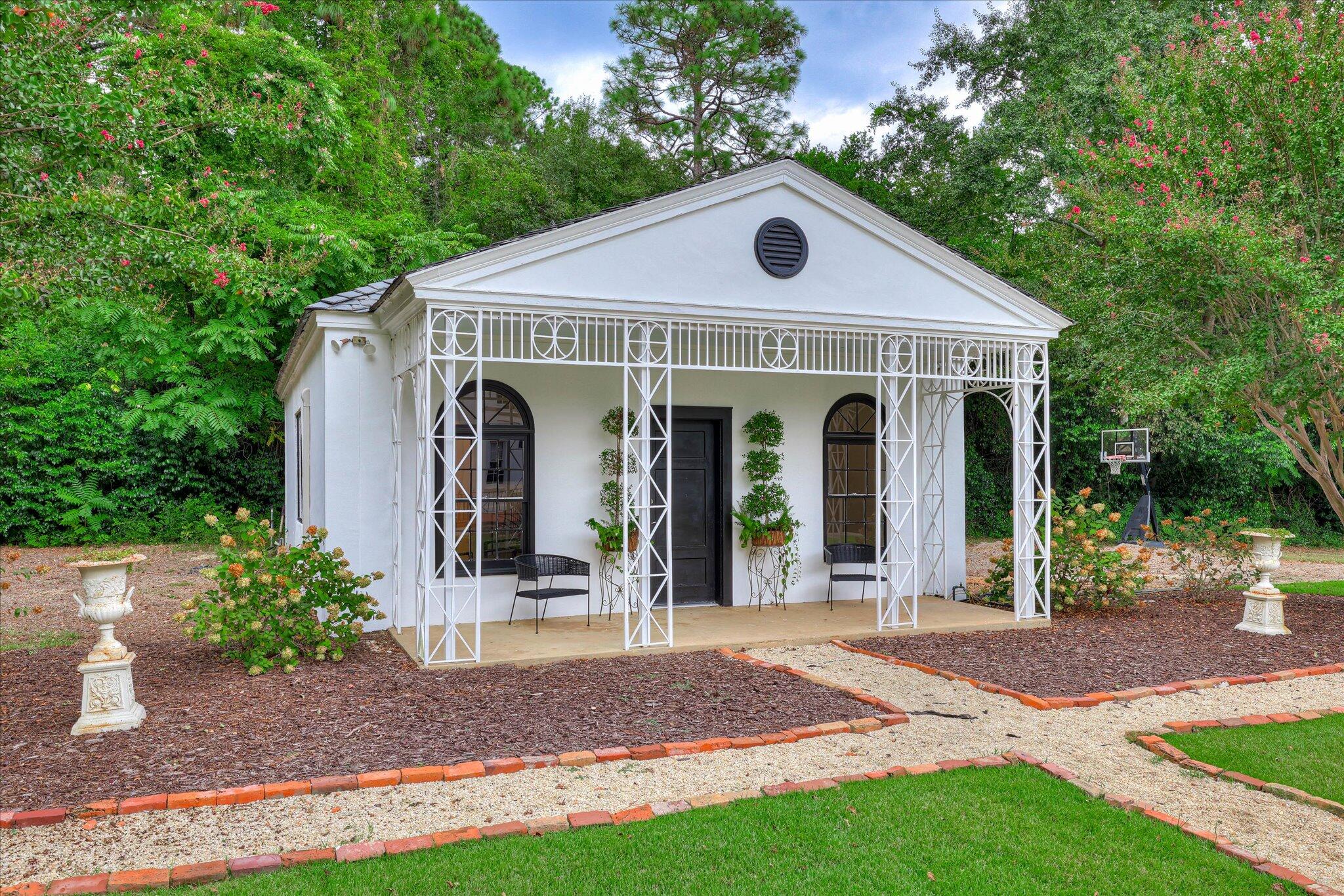 3406 W Richland Avenue