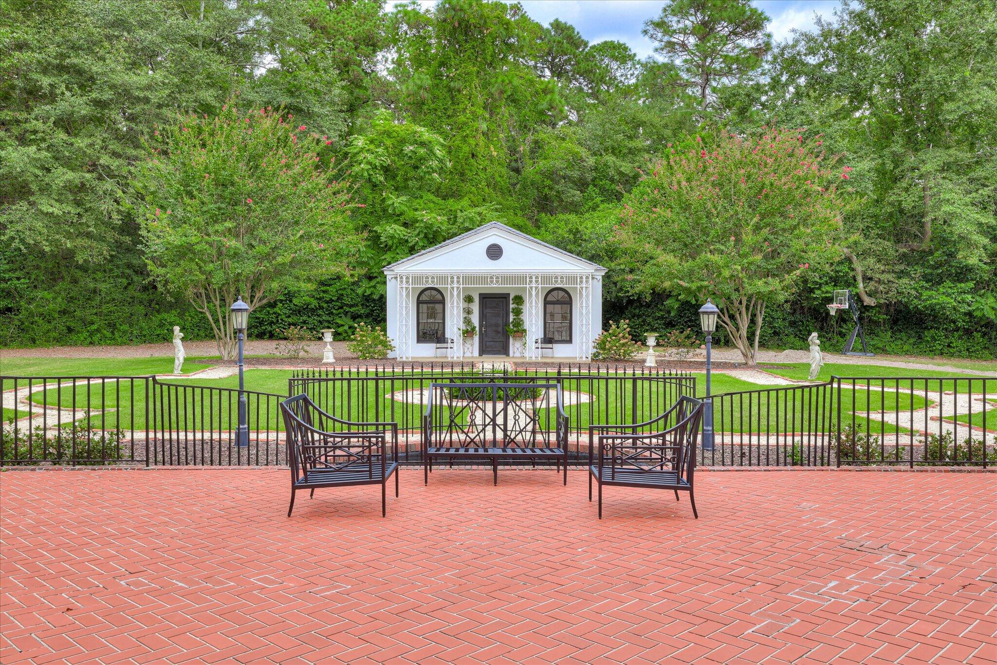 3406 W Richland Avenue