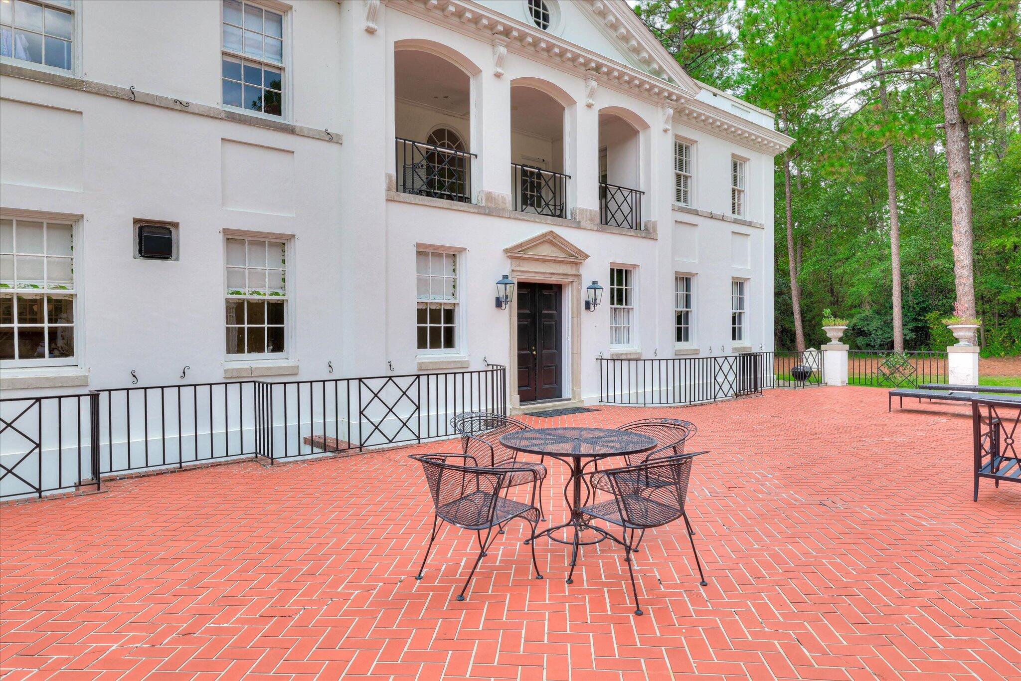 3406 W Richland Avenue