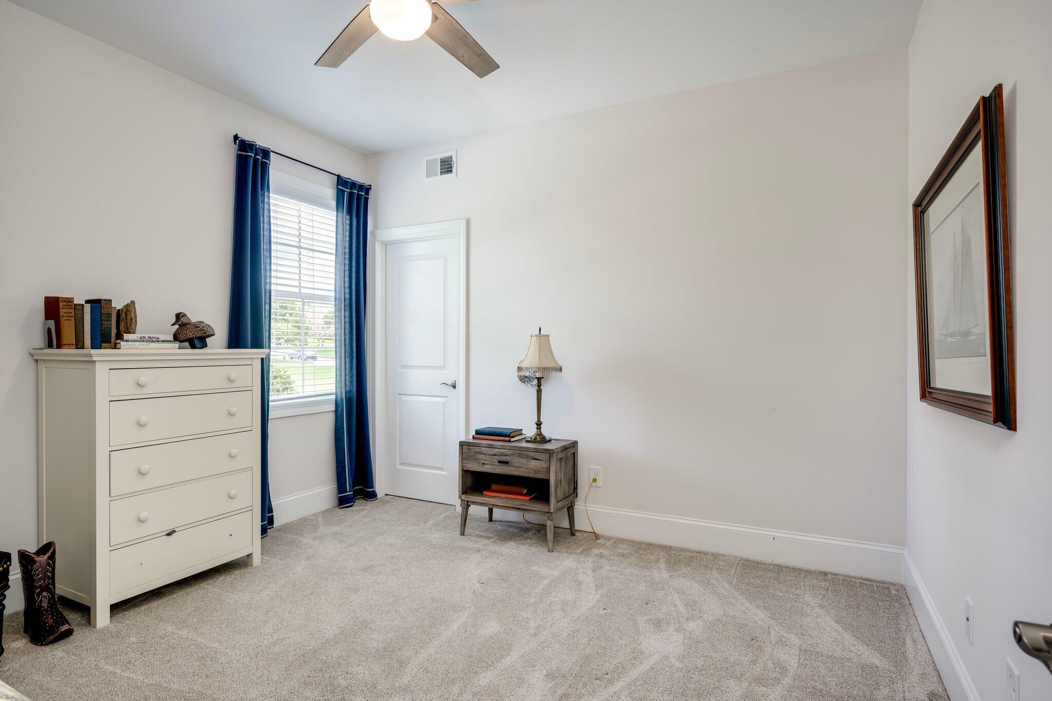 489 Revolutionary Way