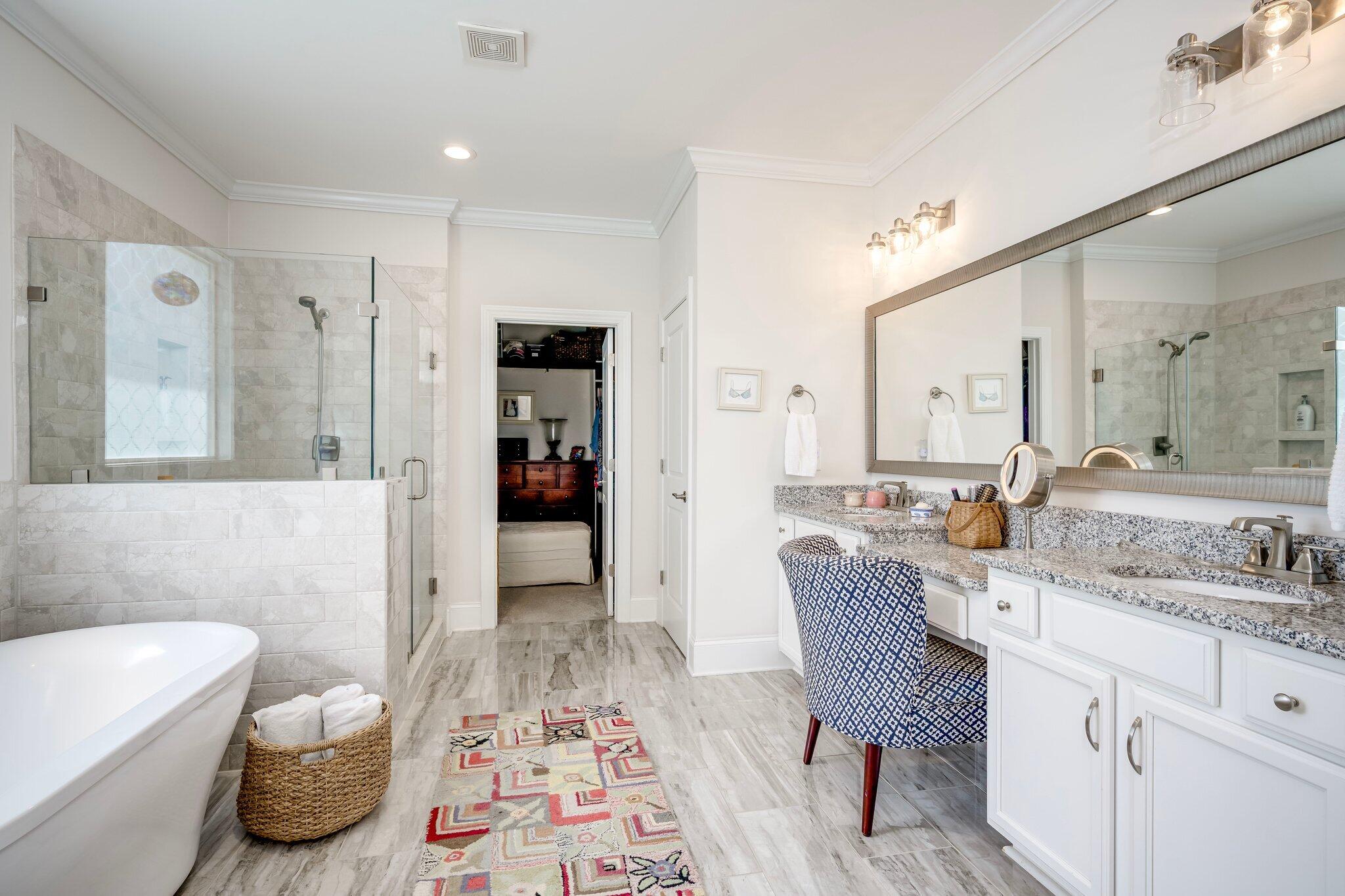 489 Revolutionary Way