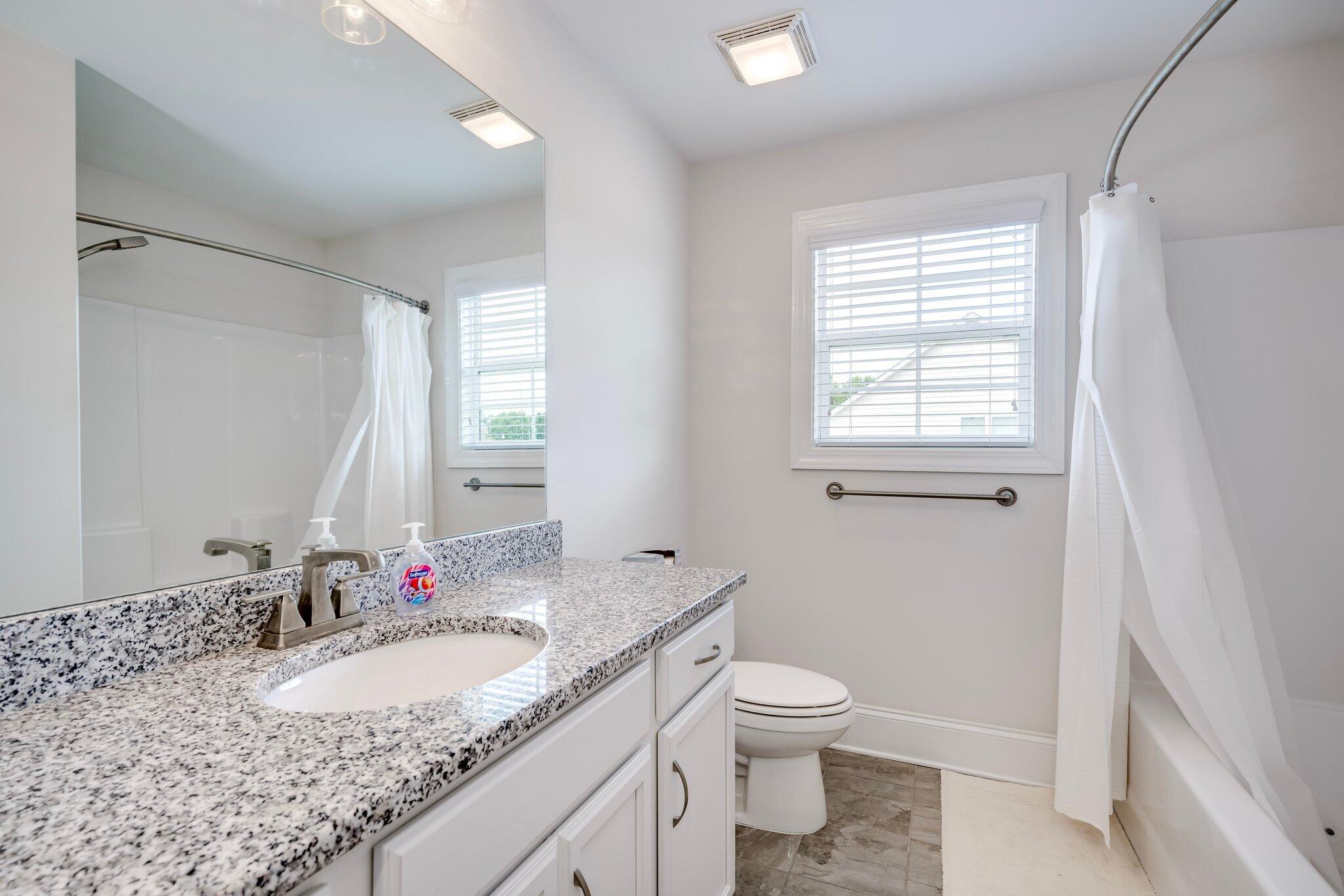 489 Revolutionary Way