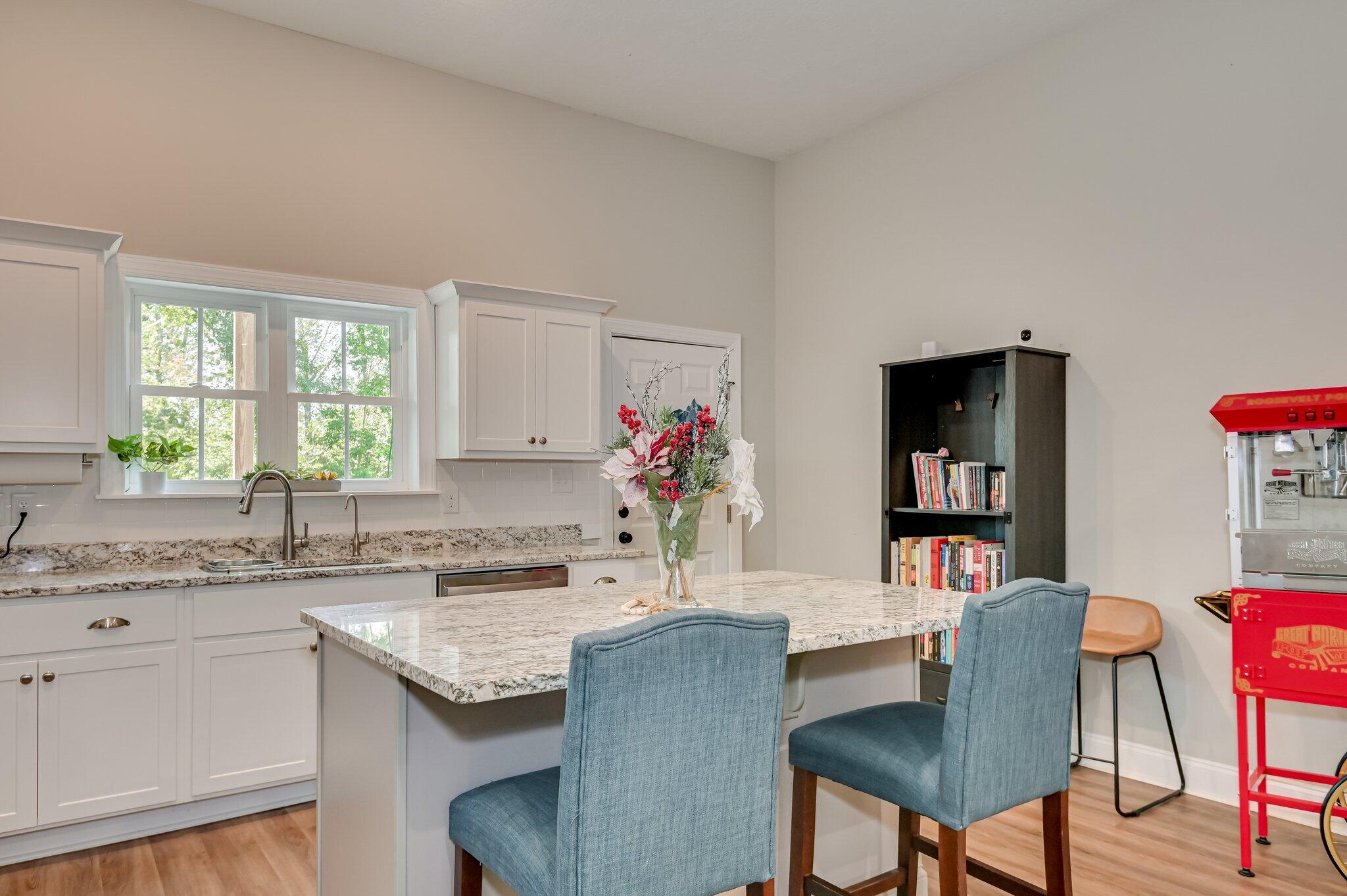 1045 Spotswood Circle