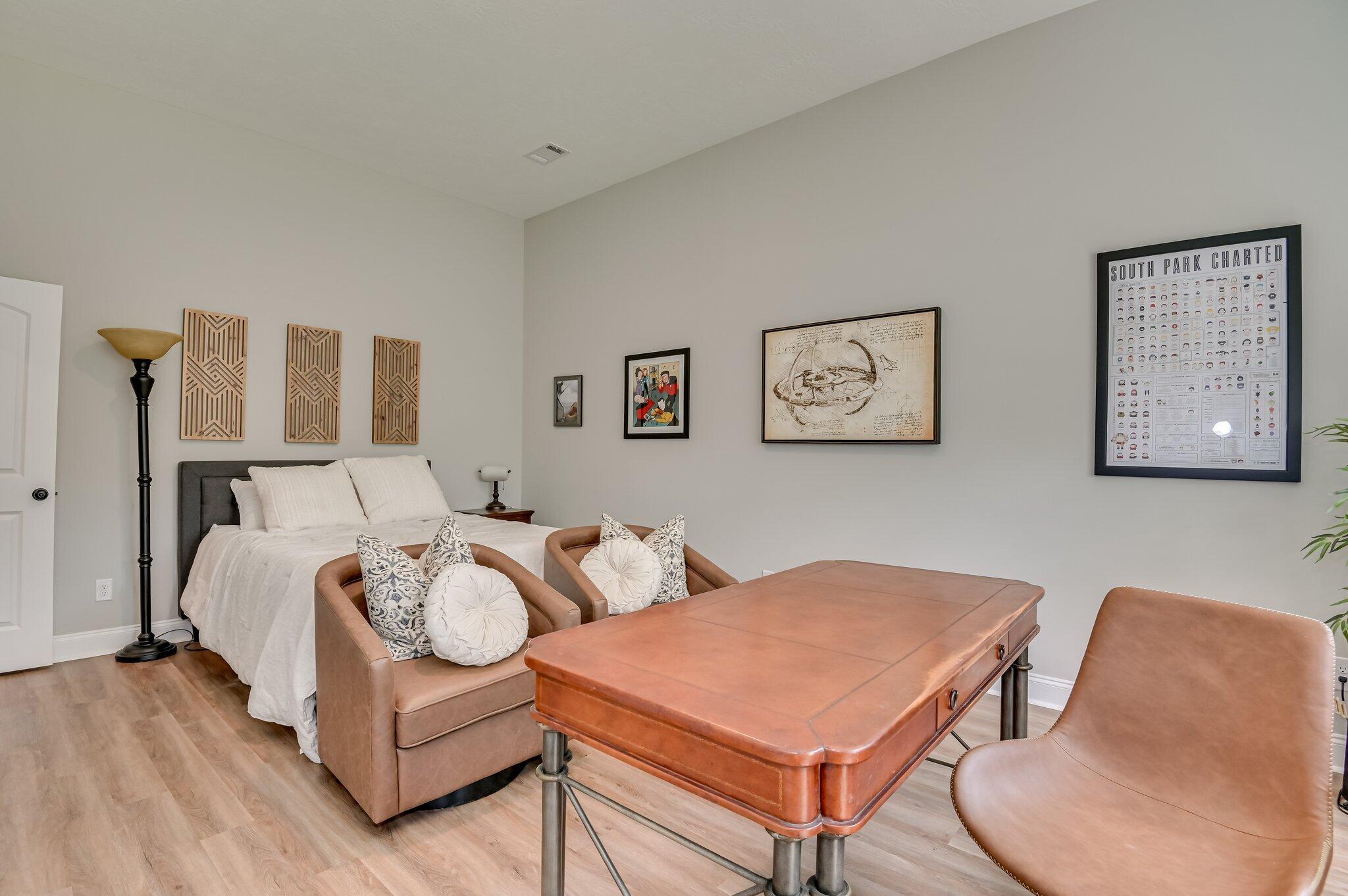 1045 Spotswood Circle