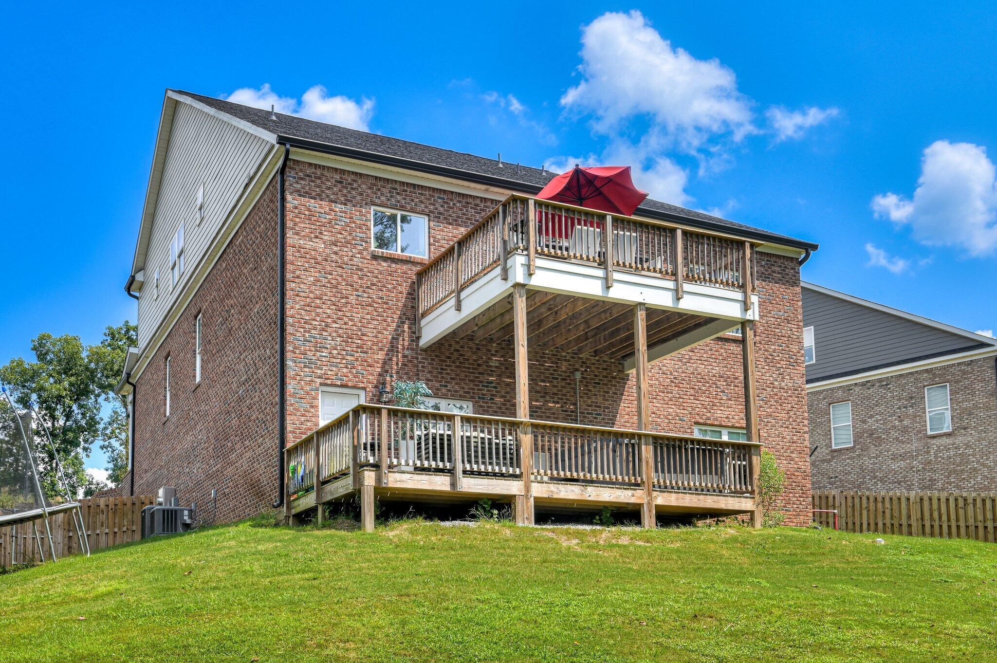 1045 Spotswood Circle