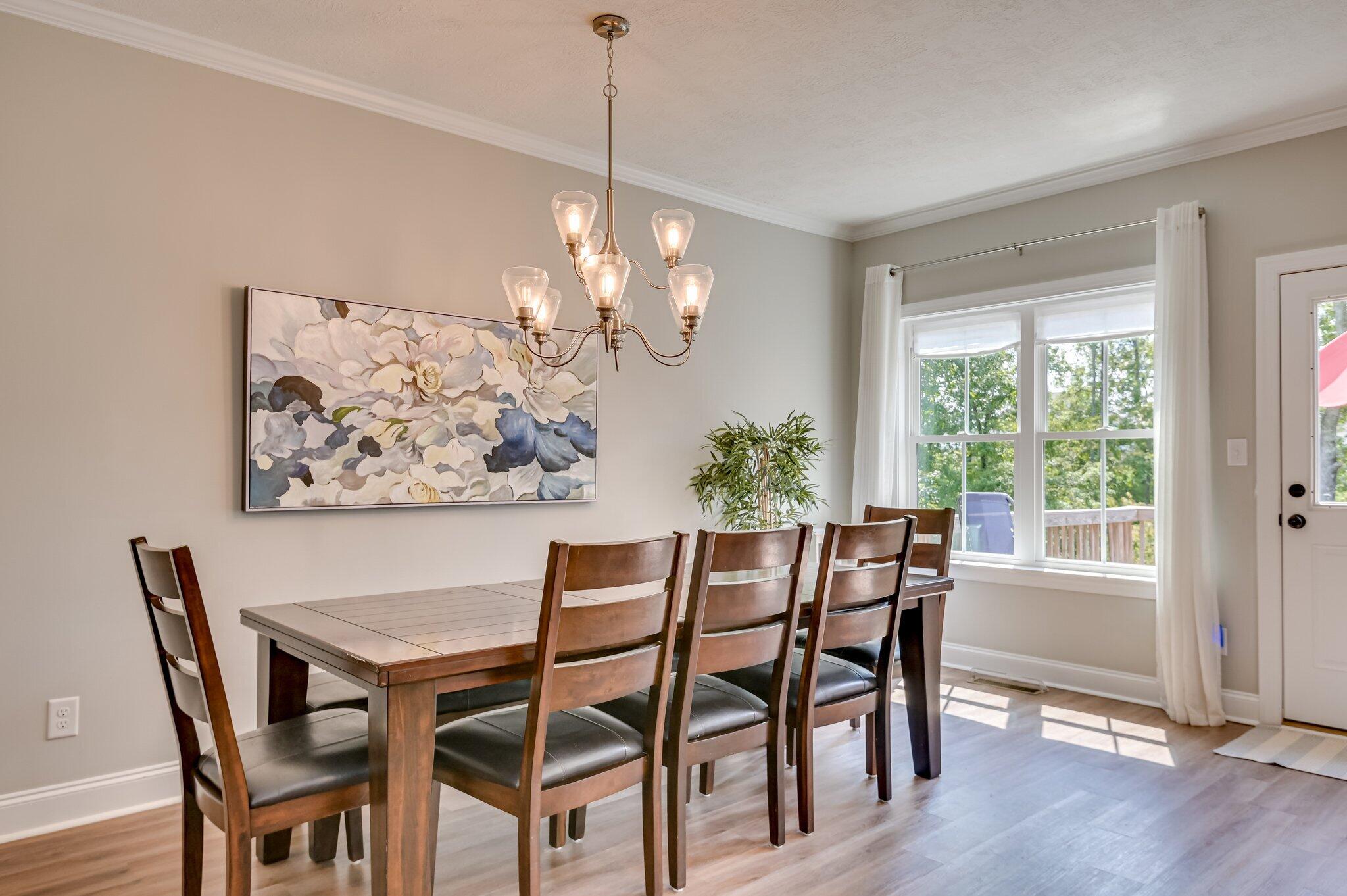 1045 Spotswood Circle