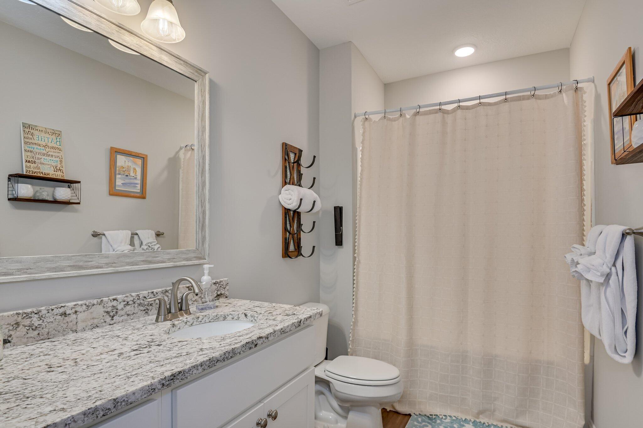 1045 Spotswood Circle