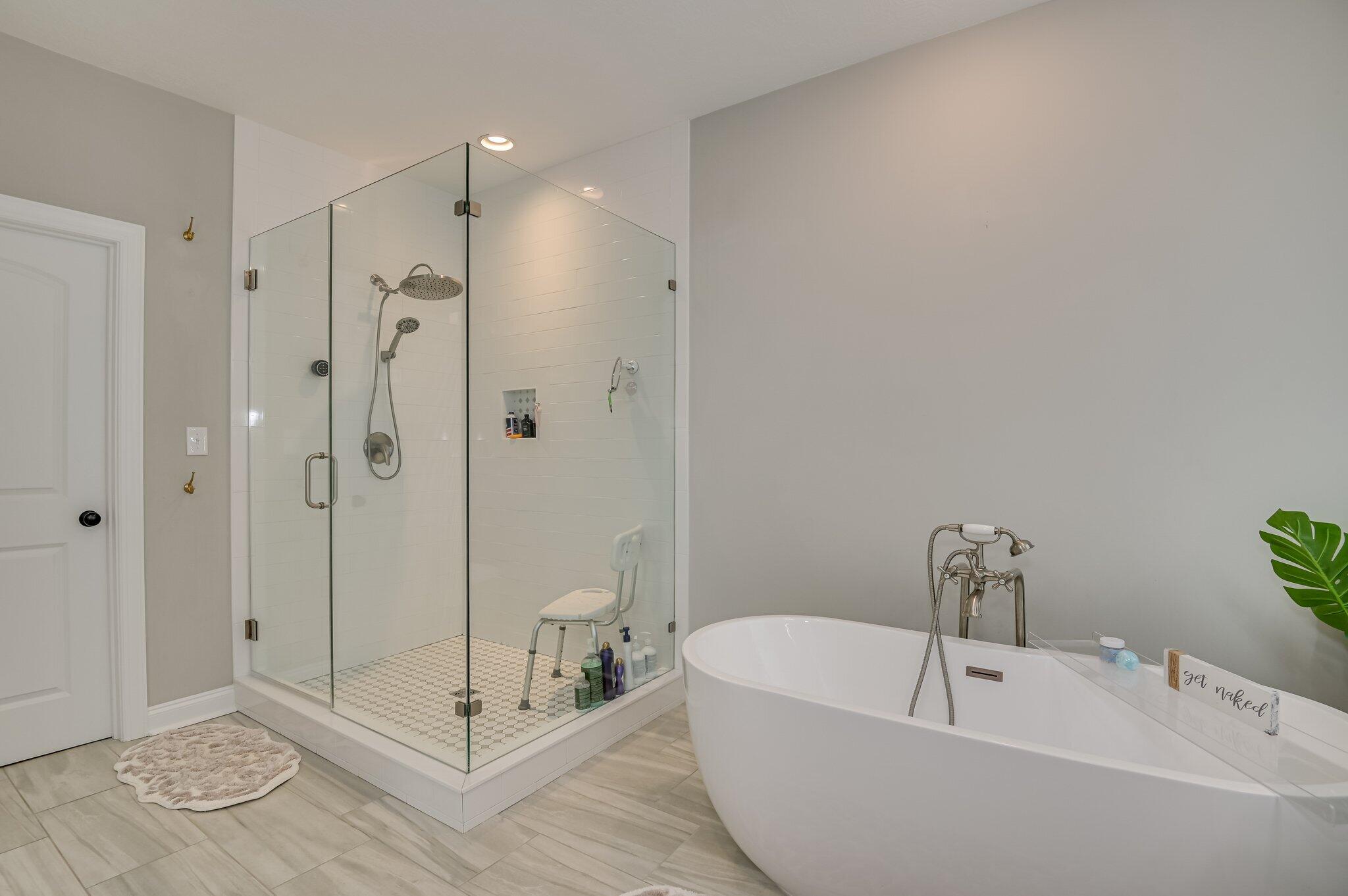 1045 Spotswood Circle