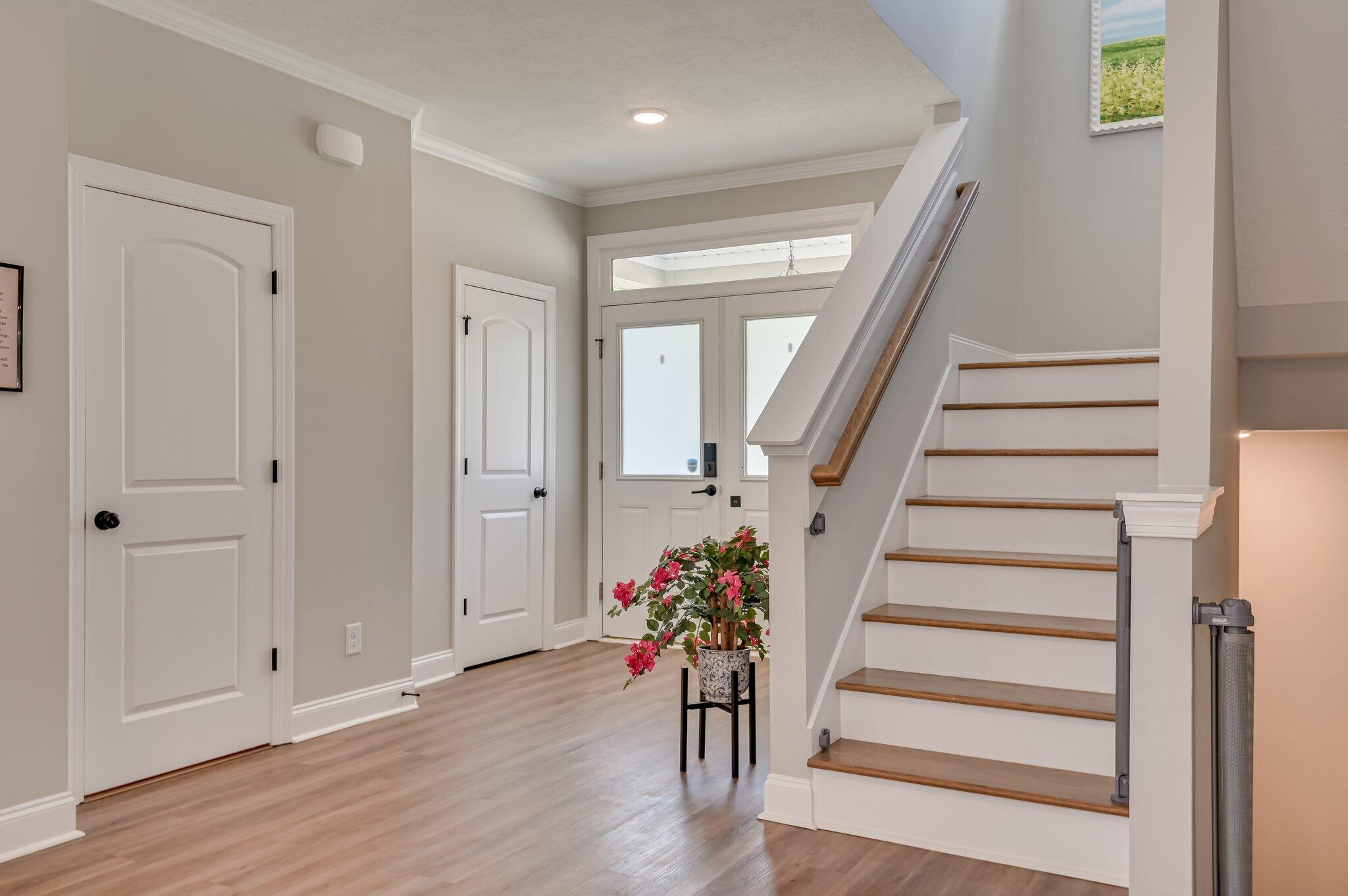 1045 Spotswood Circle