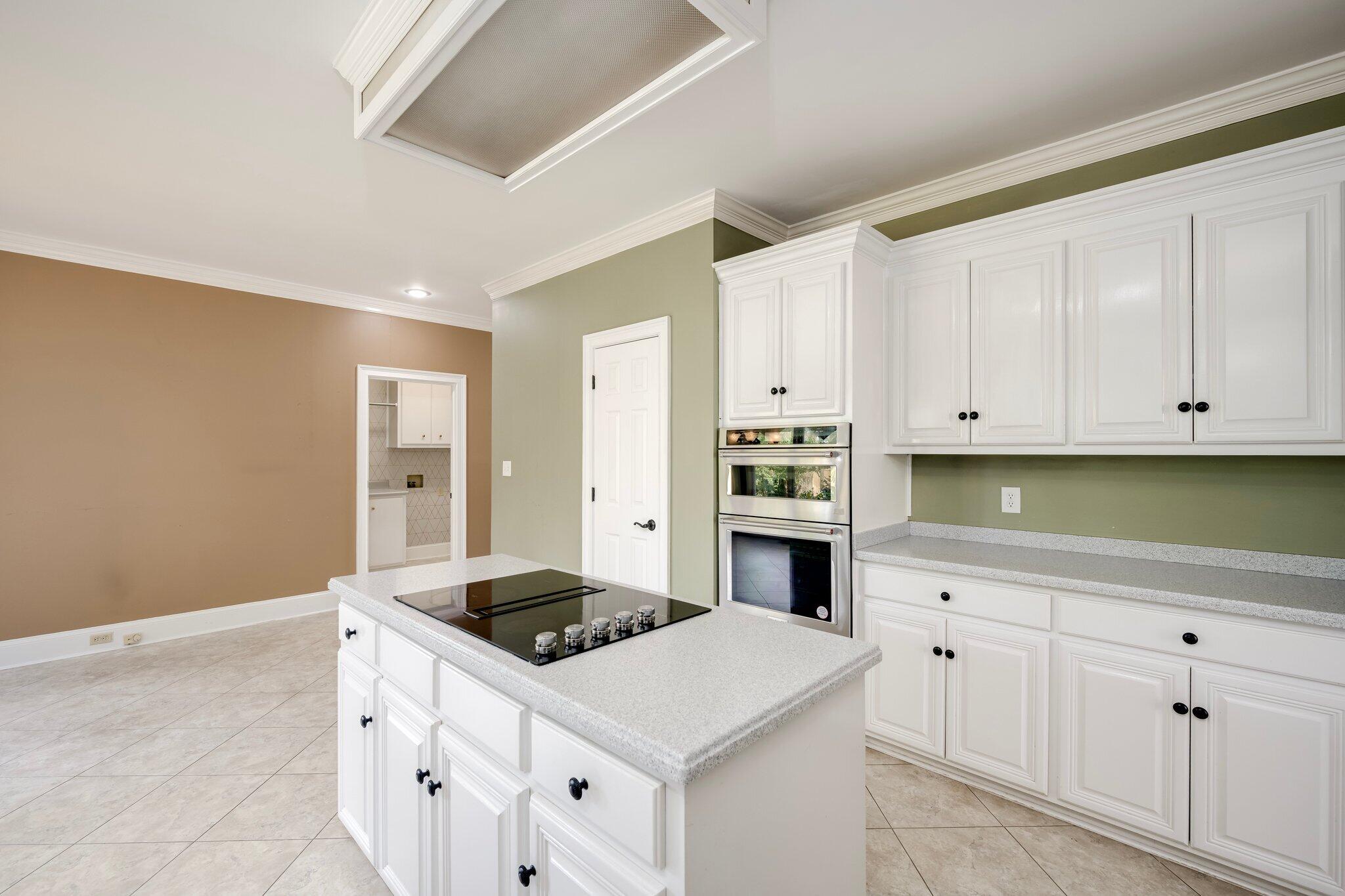 3766 Roscommon South