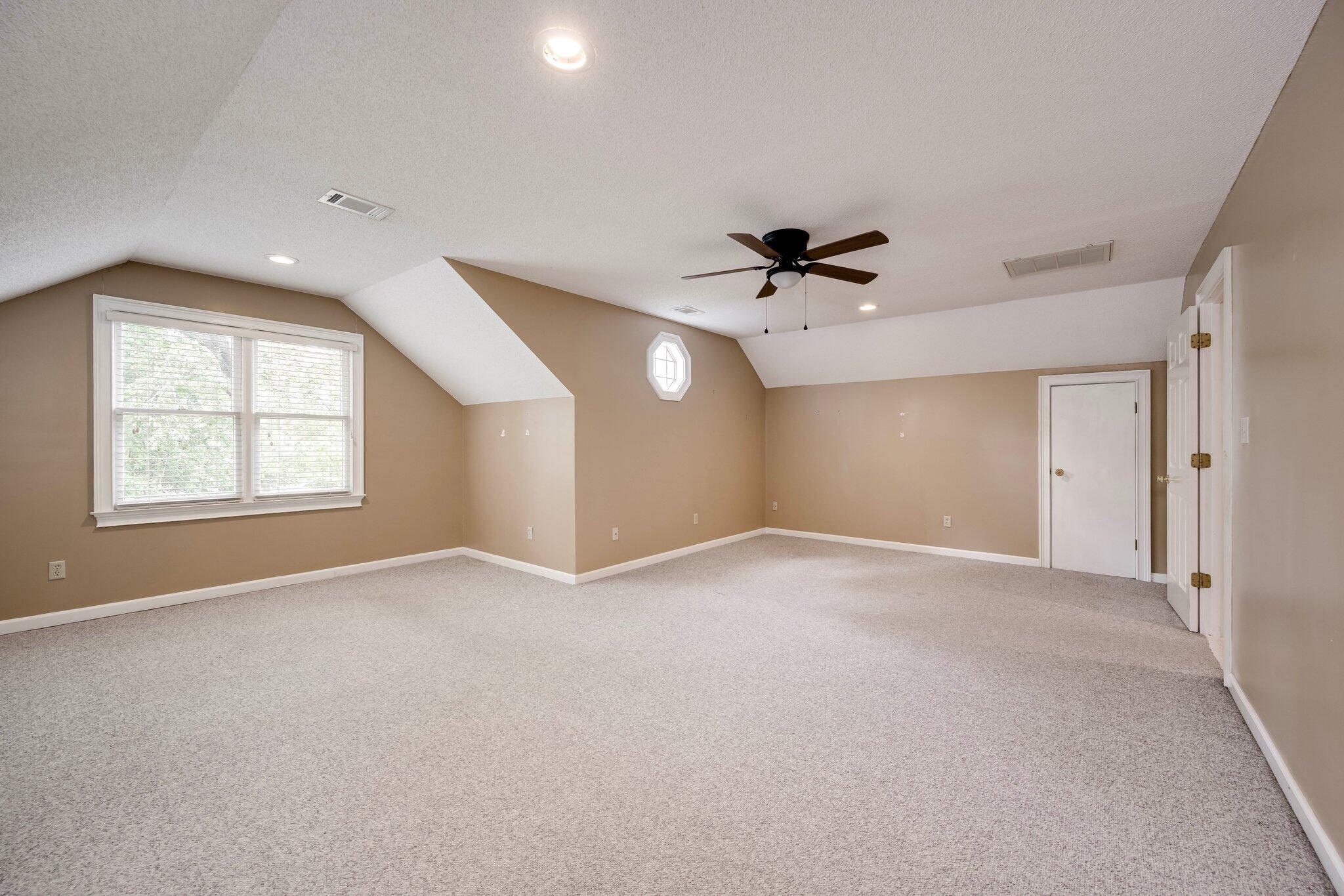 3766 Roscommon South