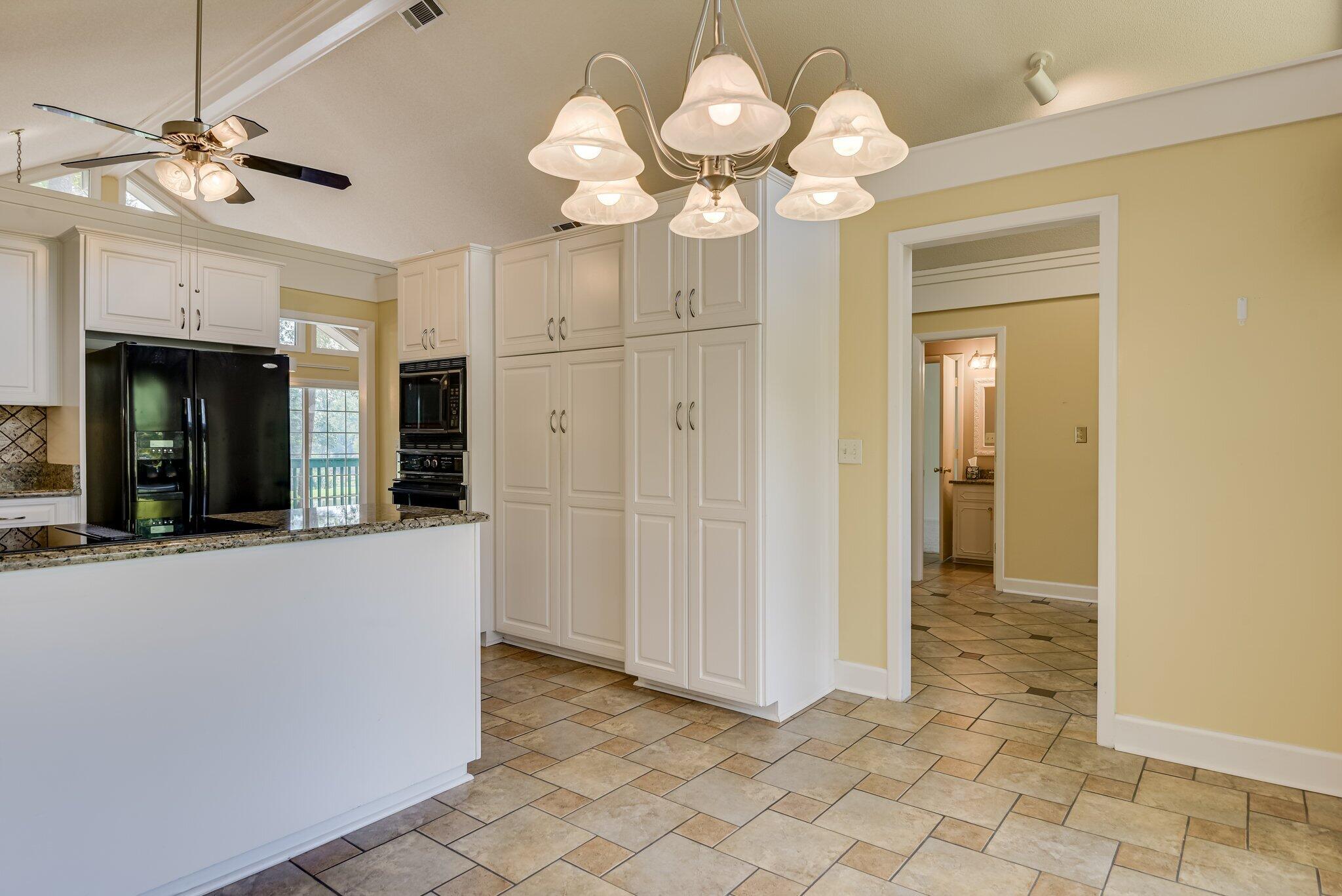 3545 Bellerive Circle