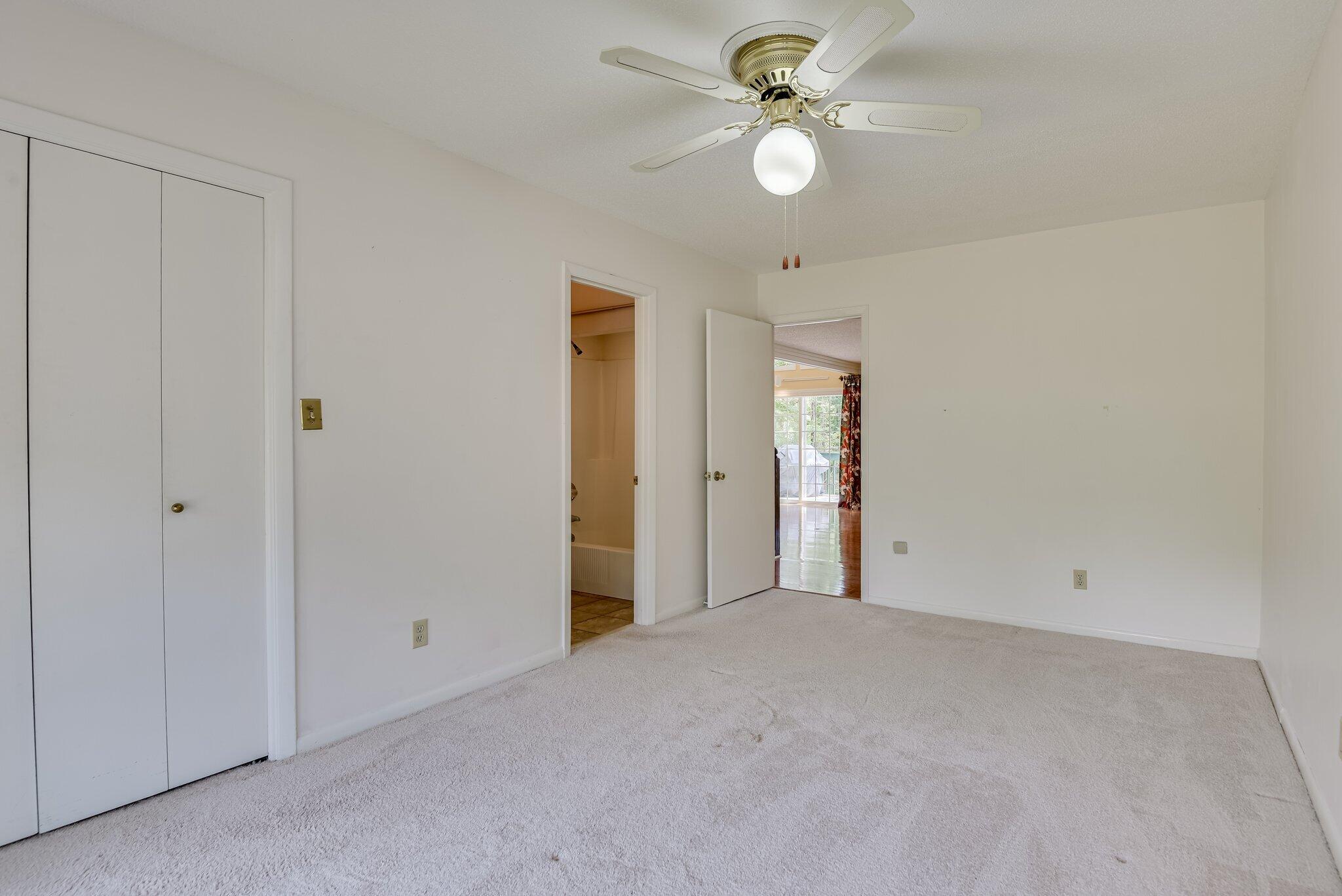 3545 Bellerive Circle