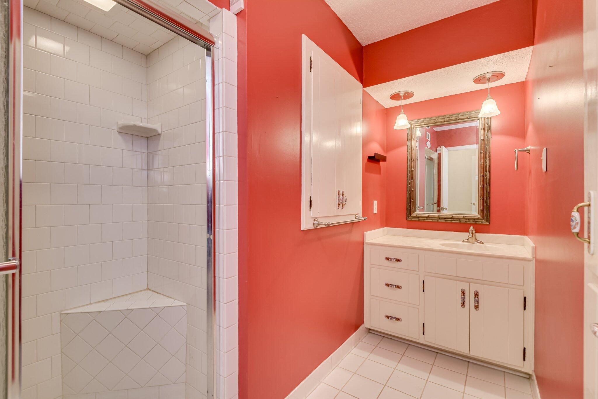 3545 Bellerive Circle