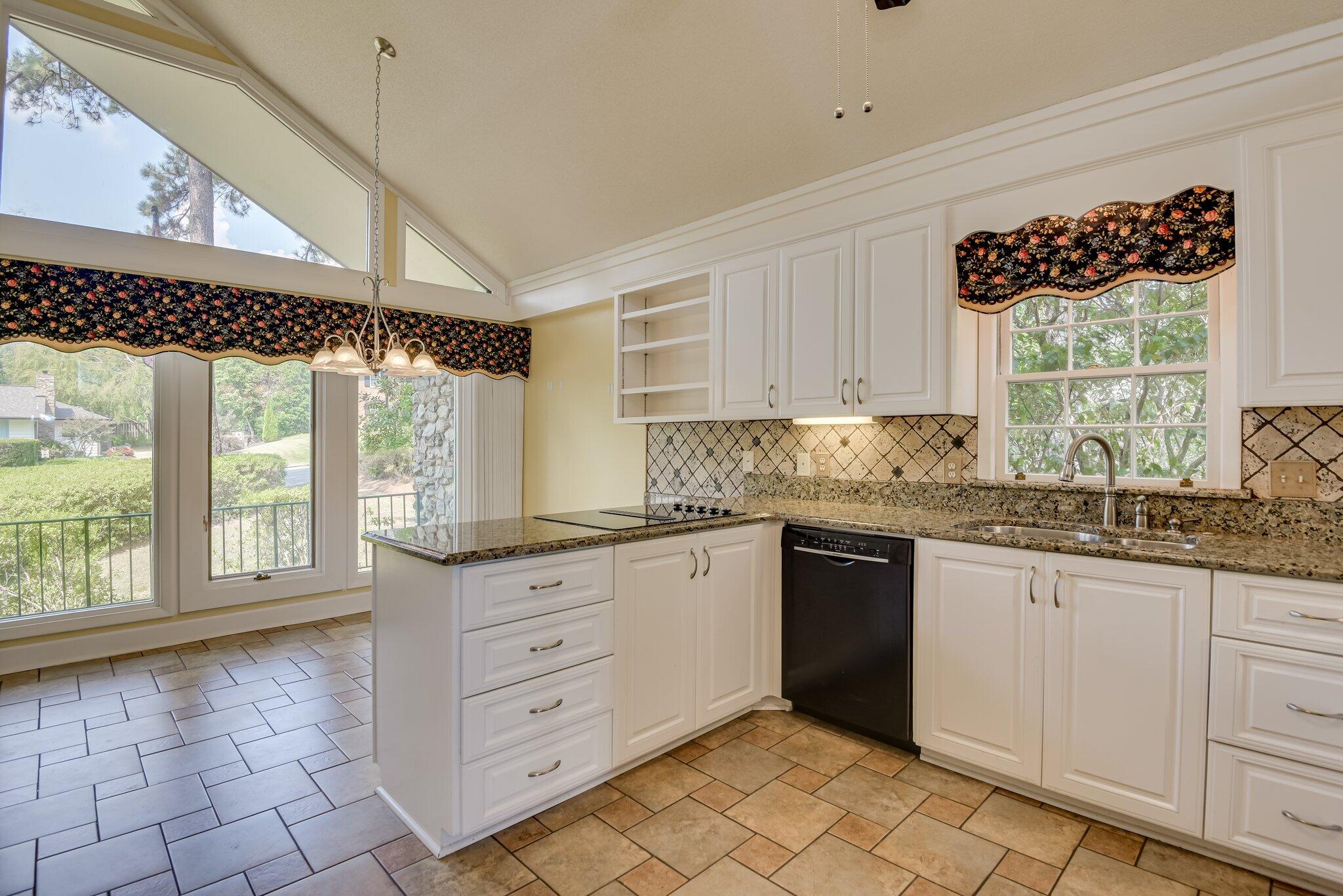 3545 Bellerive Circle