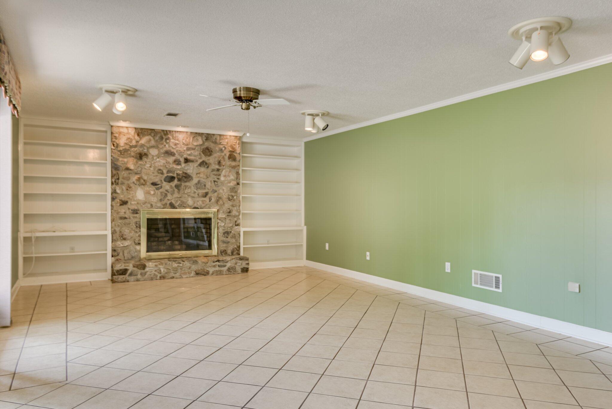 3545 Bellerive Circle